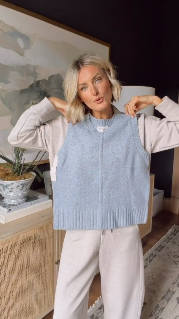 This is a really pretty blue! I wanted a sweater vest to style over a white button down! I sized up to a M because I didn’t want it to be tight!

Loverly Grey, Target, new arrivals, closet staples, sweater vest

#LTKSeasonal