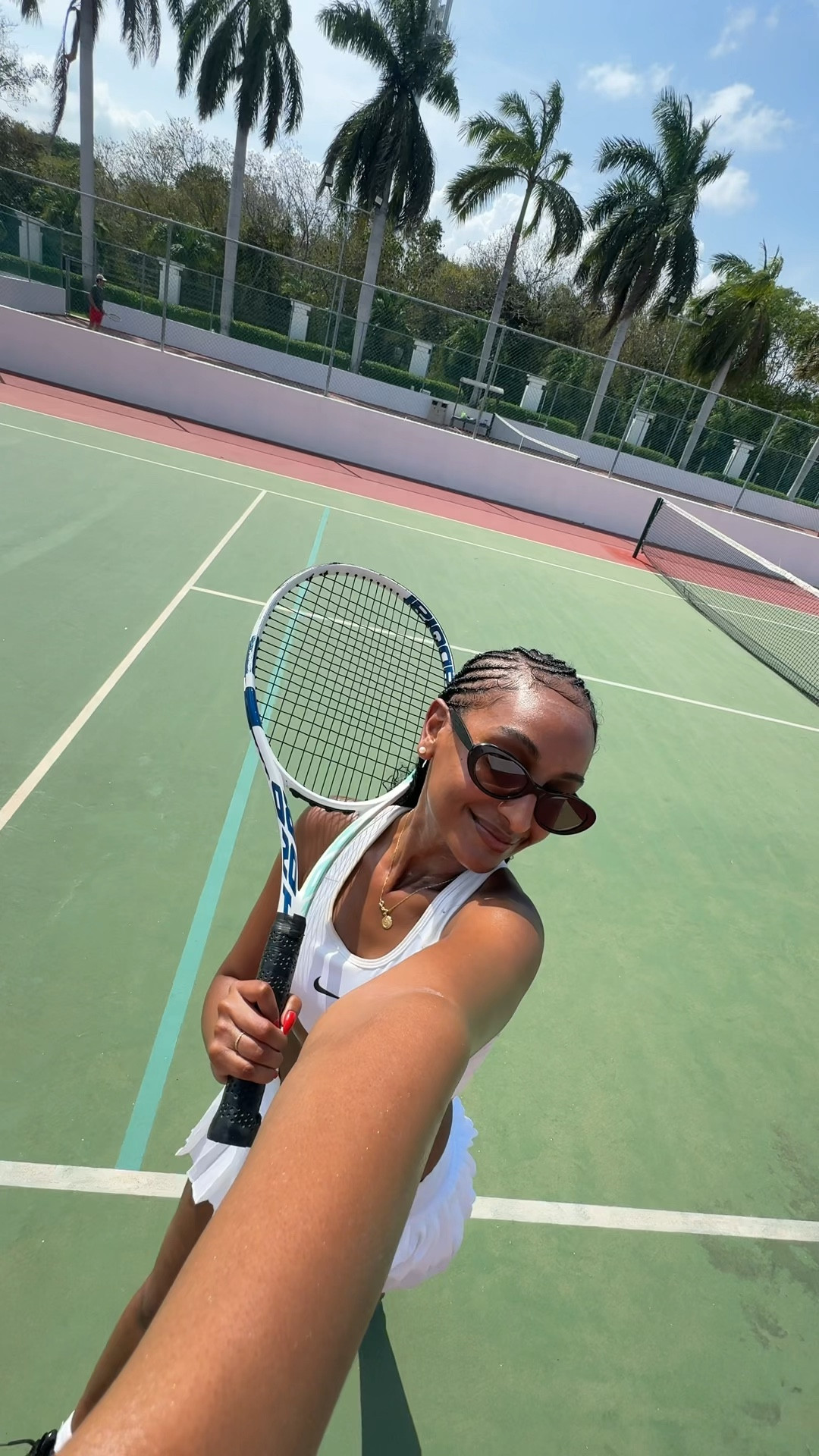 Play, apply, repeat🧴

I’ve been really loving @ultravioletteau sunscreen with SPF 50+✨ It keeps my skin protected and hydrated 🌤️🌴🎾
#spf #sunblock #sunscreen #sephoracanada #spf50

How often do you apply SPF? 

#LTKbeauty #LTKstyletip #LTKcanada