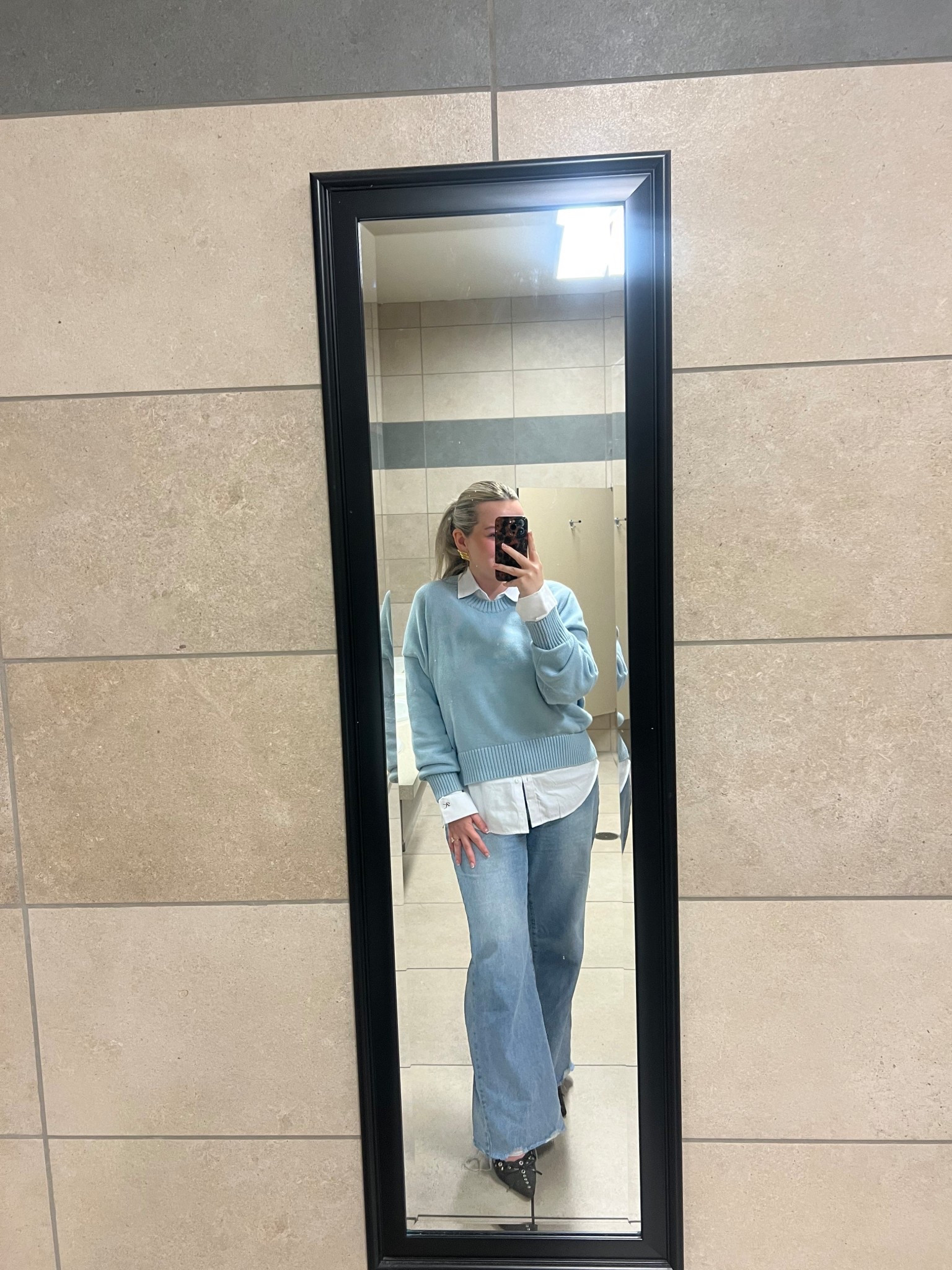 Work look of the day! 🤍

#LTKootd #LTKdayinmylife #LTKSaleAlert