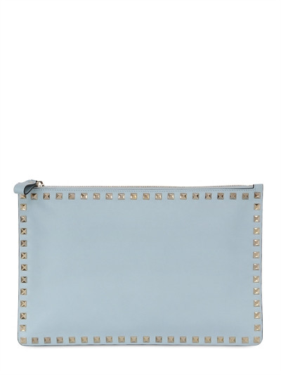 MEDIUM ROCKSTUD LEATHER POUCH | Luisaviaroma