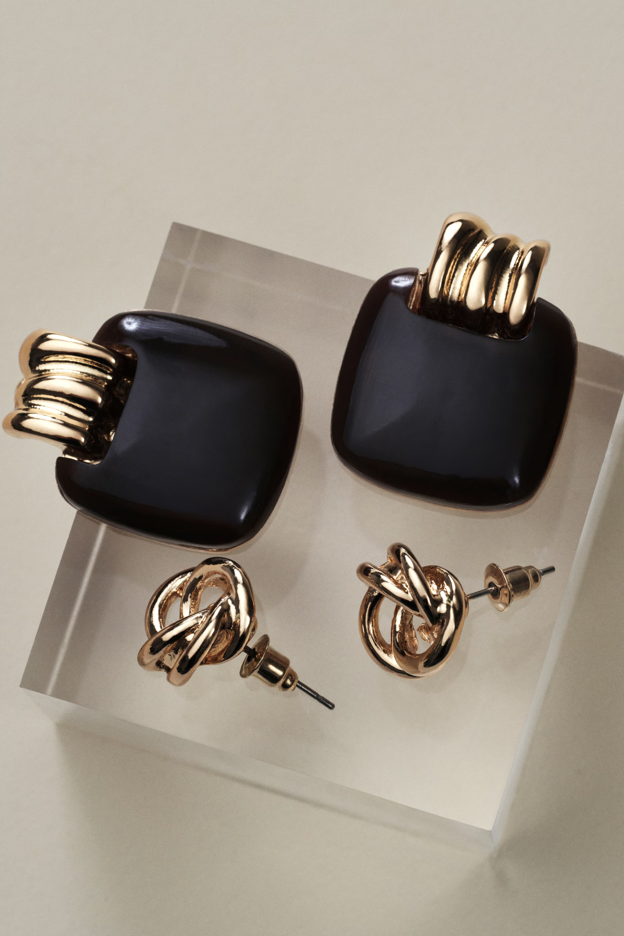 2 pairs earrings | H&M (UK, MY, IN, SG, PH, TW, HK)