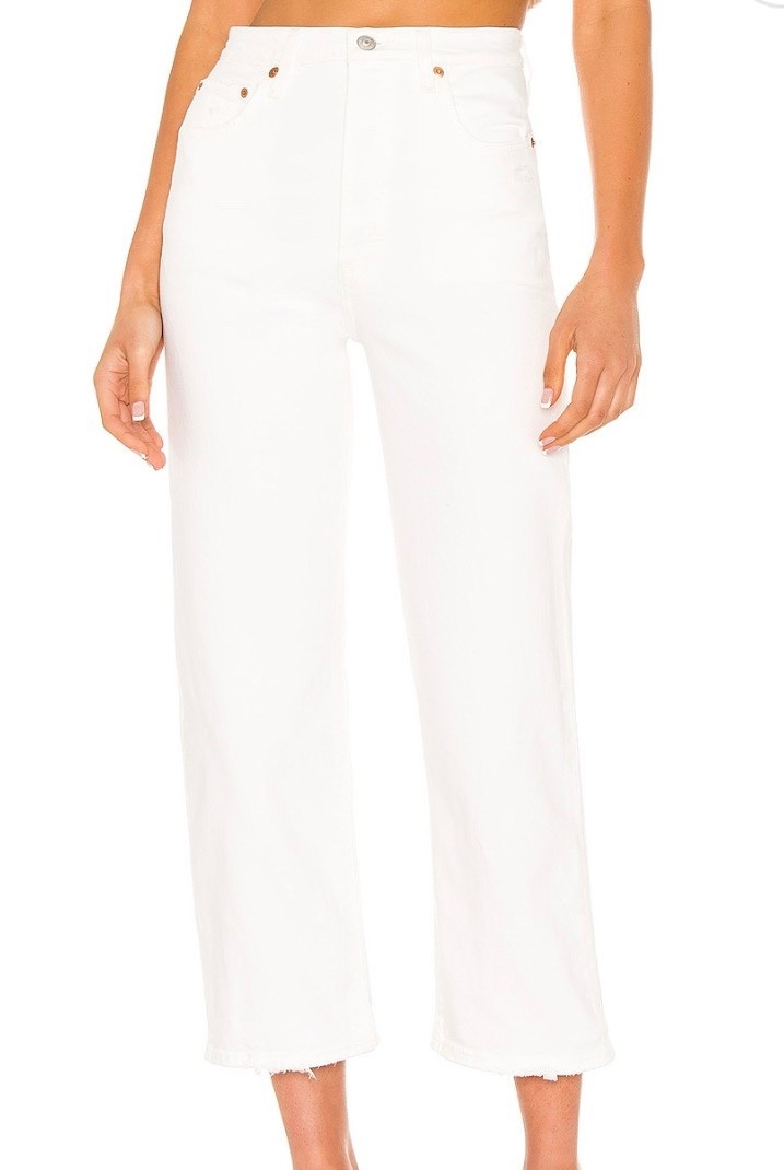 Best denim jeans ever!! I love @Levi's 