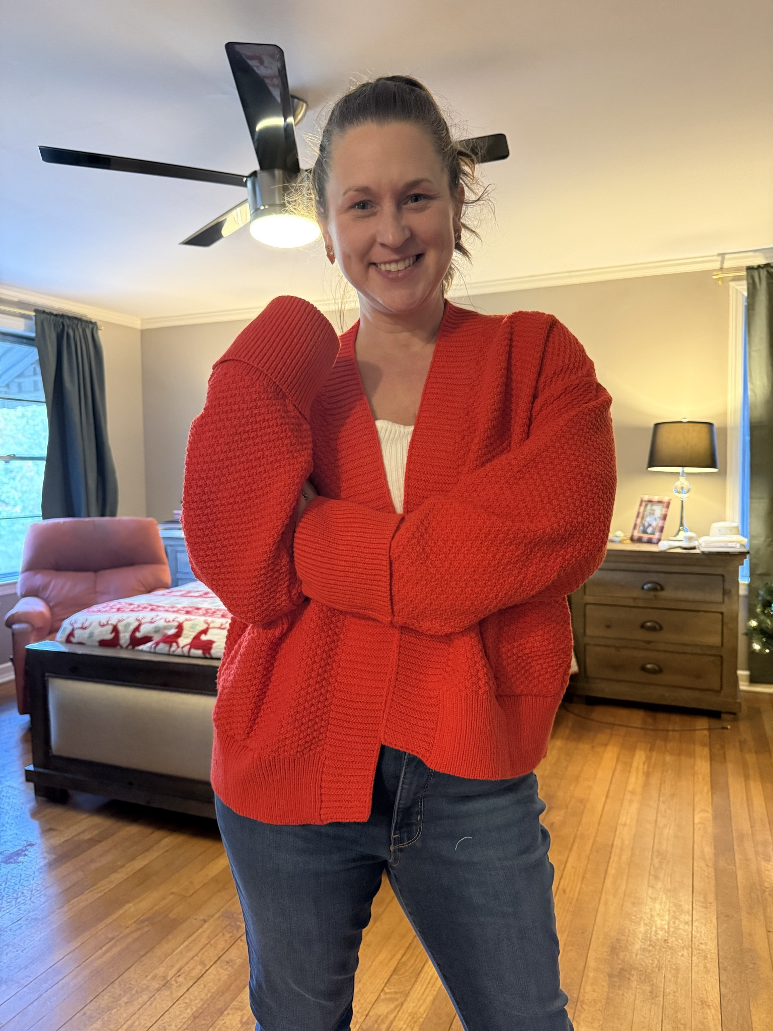 Fit details: 
+ Cardigan: it has a body, oversized fit. If you want something more fitted, I would size down. This is a medium and could have done a small

MyEllement Boutique, Christmas clothing 

#LTKSeasonal #LTKHoliday #LTKFindsUnder100