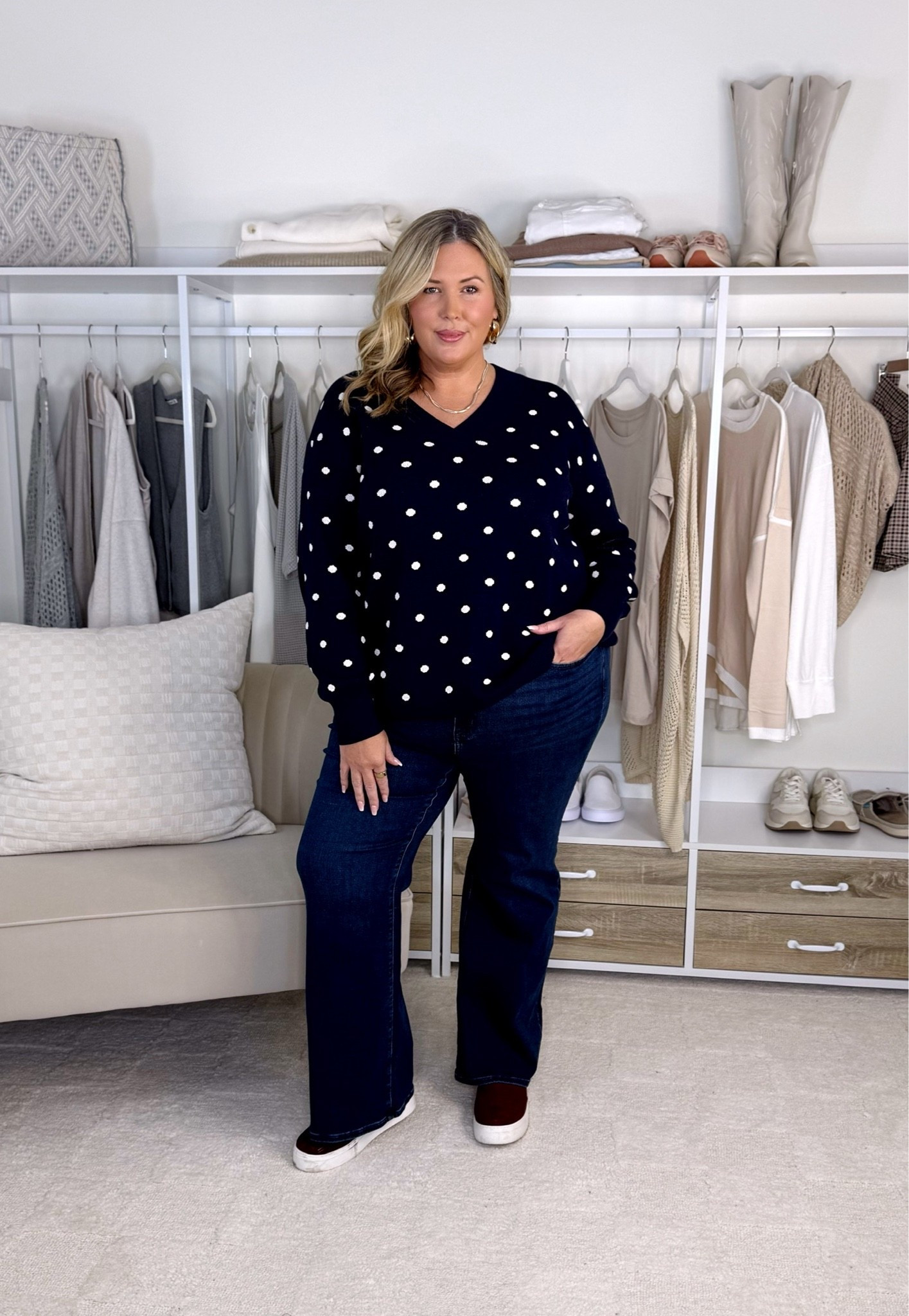 Wearing 20 in the trousers, 18 in jeans and 18/20 in knit pull on 18/20 in all tops
#ad #lanebryantpartner @lanebryant

#LTKMidsize #LTKPlusSize #LTKSeasonal