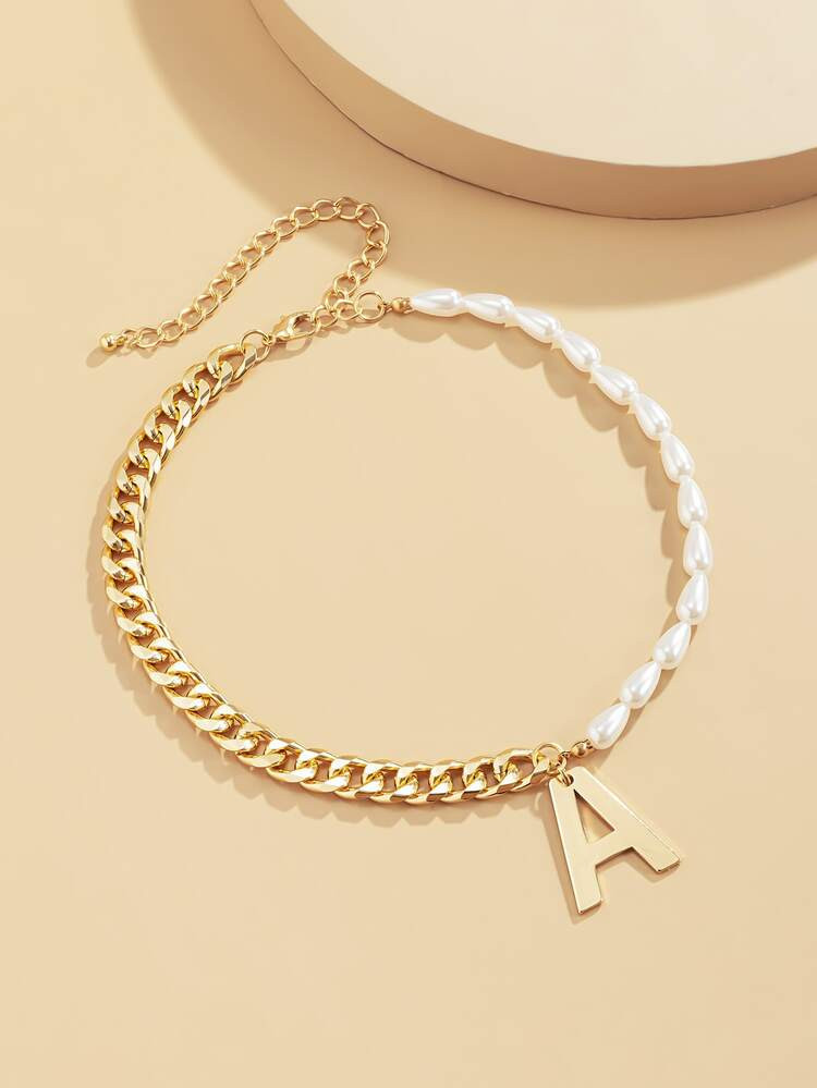 Halskette mit Buchstaben und Kunstperlen Dekor | SHEIN