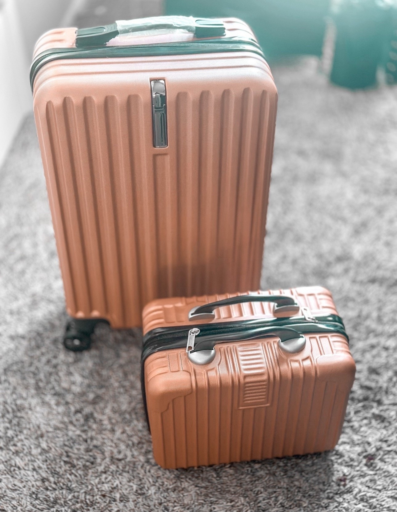 Travel girl era unlocked ✈️🌴
Getting ready for our cruise + all the 2025 trips I’m manifesting, so of course I had to grab some cute luggage. This set is super lightweight, rolls smooth, and looks way more expensive than it is. If you’re traveling soon, I linked the luggage, packing essentials, organizers, and everything I’m using to prep. 🤎✨
Tap for all the must-haves!
#LTKTravel #TravelEssentials #VacationReady #CruisePrep #TravelMustHaves

#LTKSaleAlert #LTKTravel #LTKCyberWeek

#LTKGiftGuide #LTKTravel