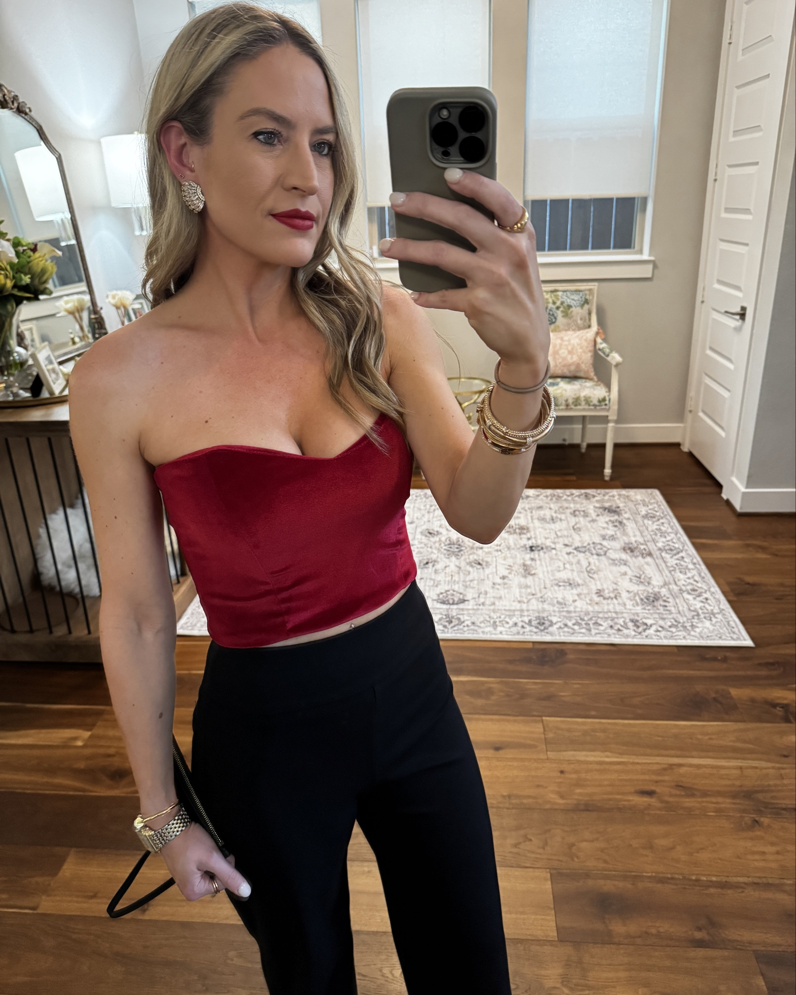 Valentine’s Day outfit ideas ❤️

#everypiecefits

Dinner outfit
Date night outfit 
Velvet top 
Velvet bustier 
Velvet corset 

#LTKxVICI #LTKStyleTip #LTKSeasonal
