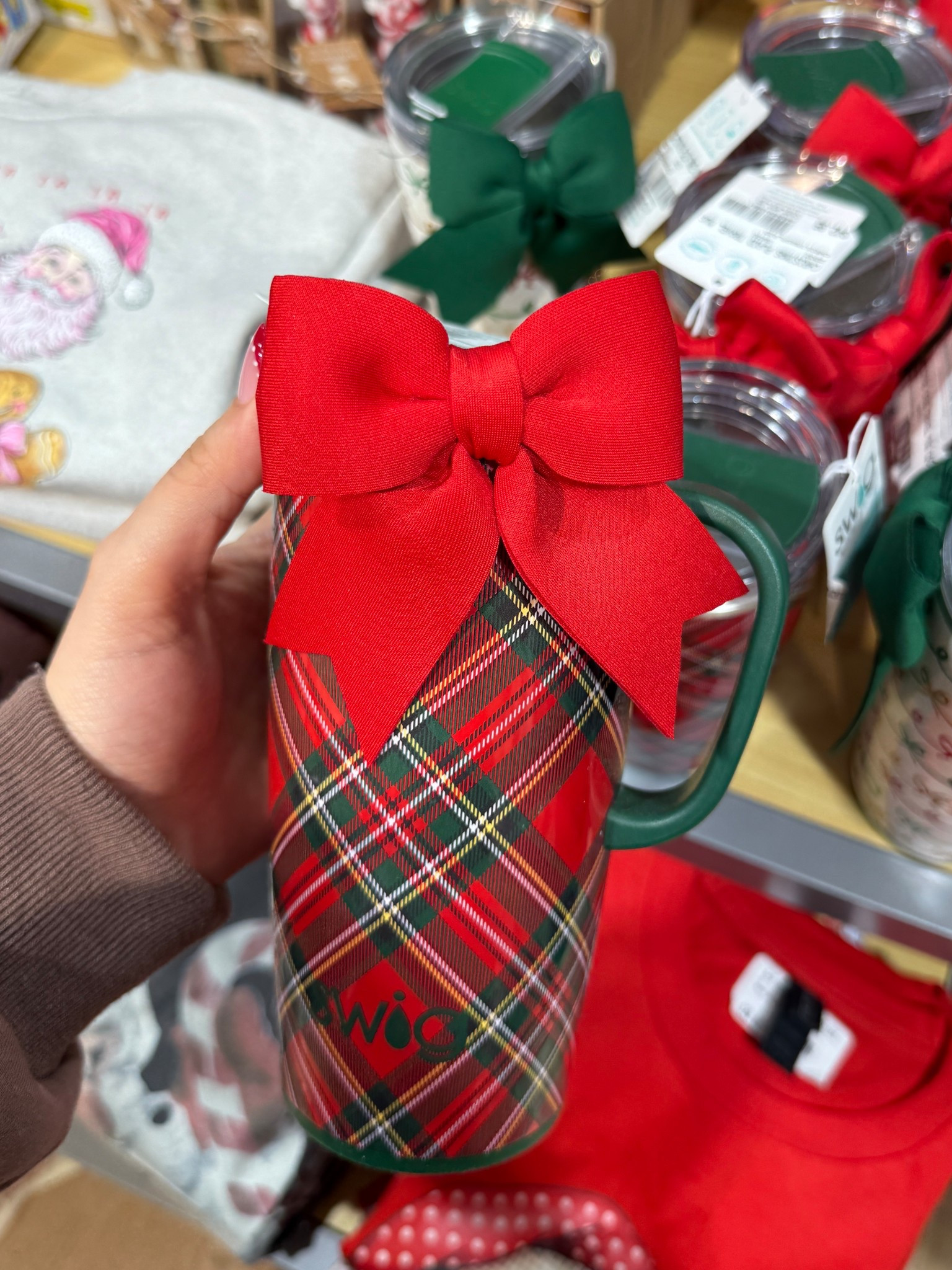 Holiday Swig cup!! Linked exact and similar! I LOVE the bows 

#LTKSeasonal #LTKGiftGuide #LTKHoliday