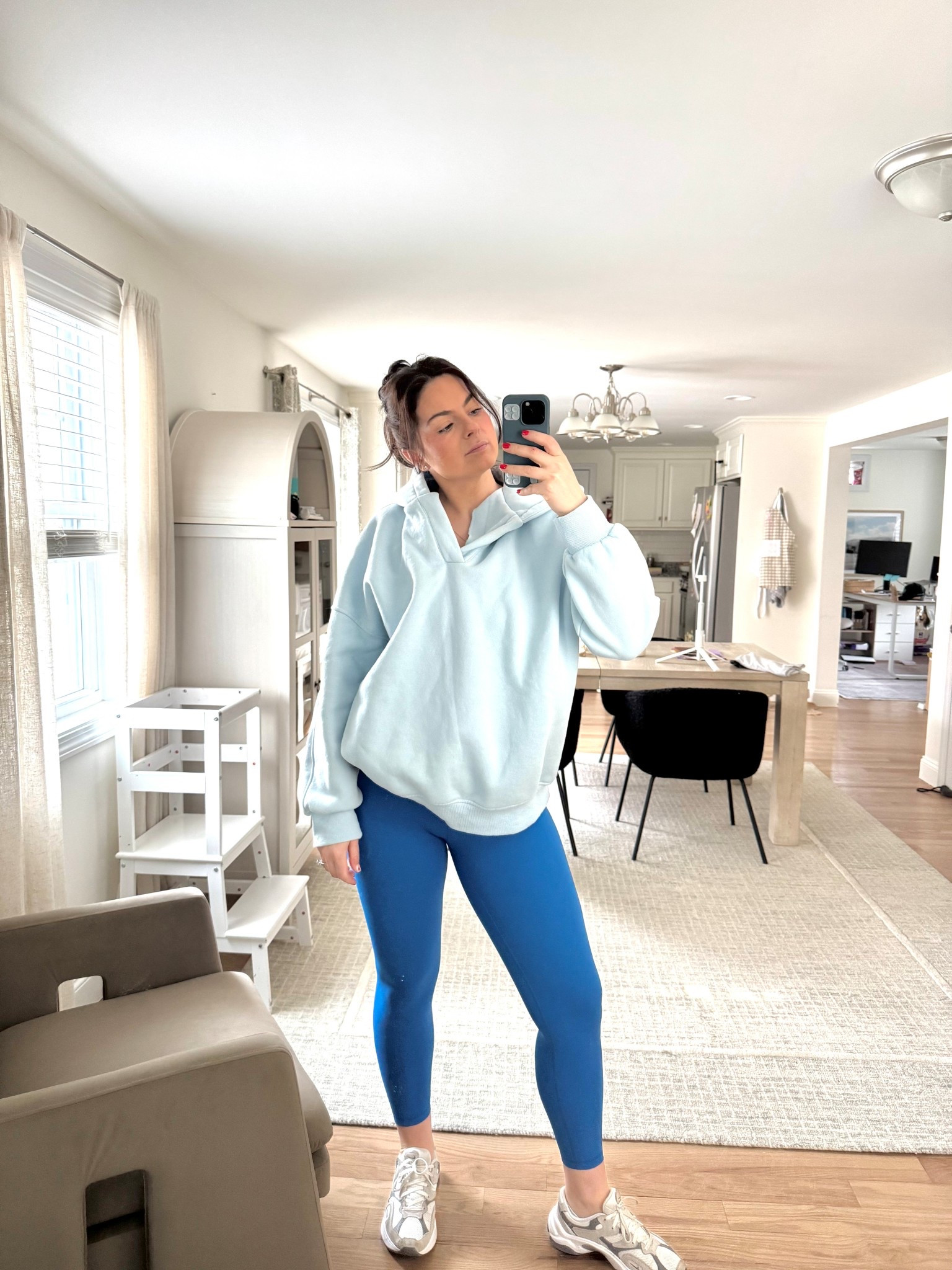 Brought out my spring blues today! This entire set is from Amazon 

#LTKSeasonal #LTKFindsUnder50 #LTKActive