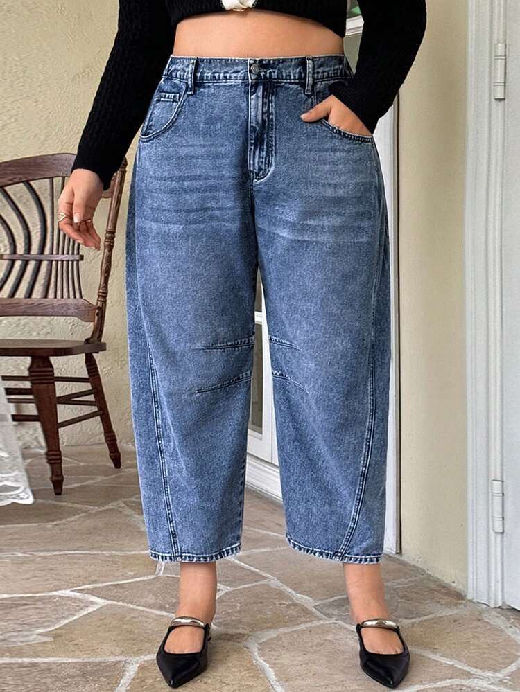 Flexra Plus Size Button Waistband Loop Pocket Straight Leg Casual Fashion Relaxed Fit Washed Boyfriend Jeans | SHEIN