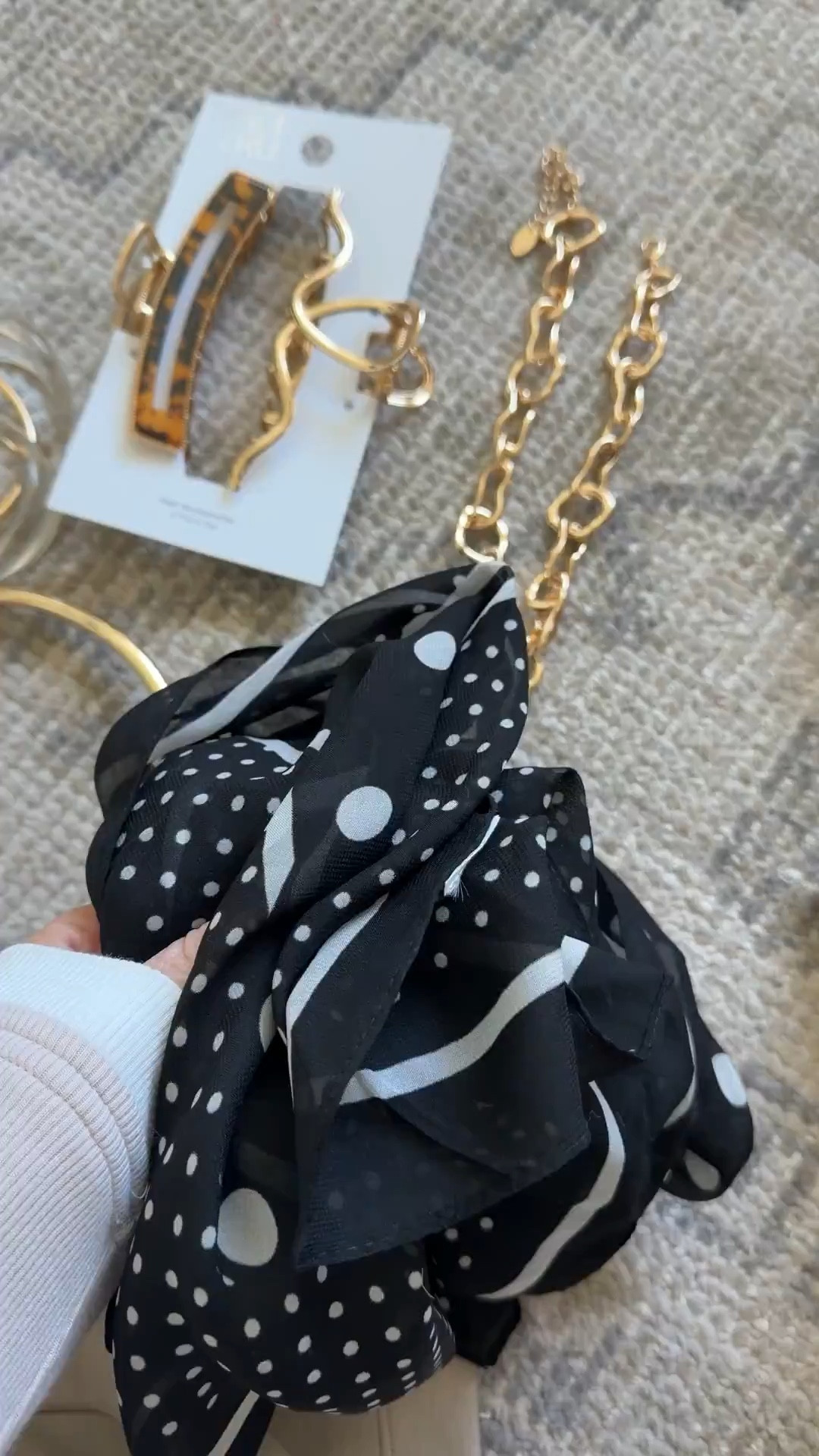 Affordable jewelry and accessories #walmartstyle 

Comment SHOP below to receive a DM with the link to this post on my LTK ⬇ https://liketk.it/5ZwOF