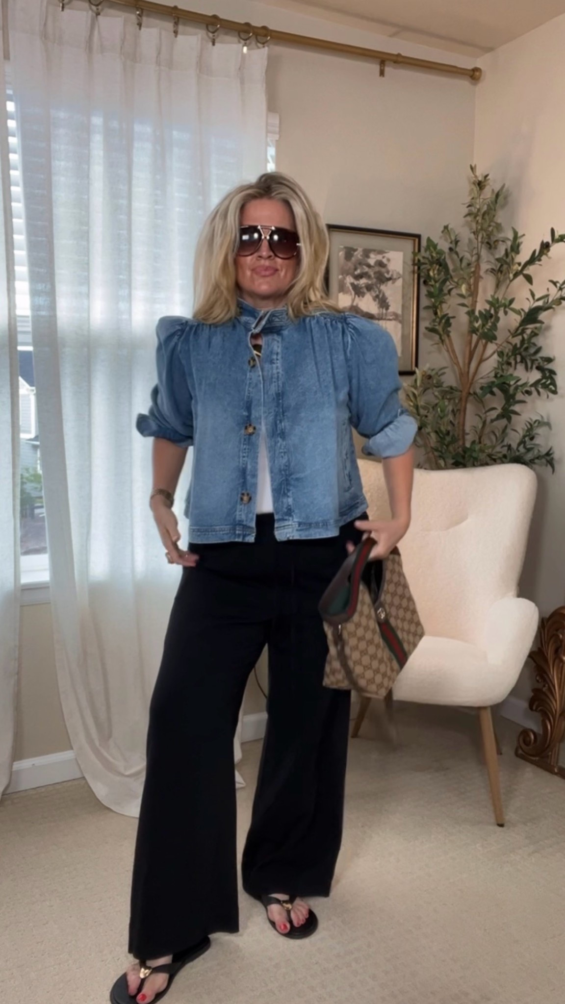 ✨Tap the bell, save and ❤️ for over 40 fashion, midlife style, midsize fashion and luxury looks for less. 

#1 best seller!

Wearing medium (size down if in between sizes.) 

👑"Helping you look good, feel good!" - Lindsey Denver

#LTKOver40

Comment SHOP below to receive a DM with the link to this post on my LTK ⬇ https://liketk.it/6dlr0