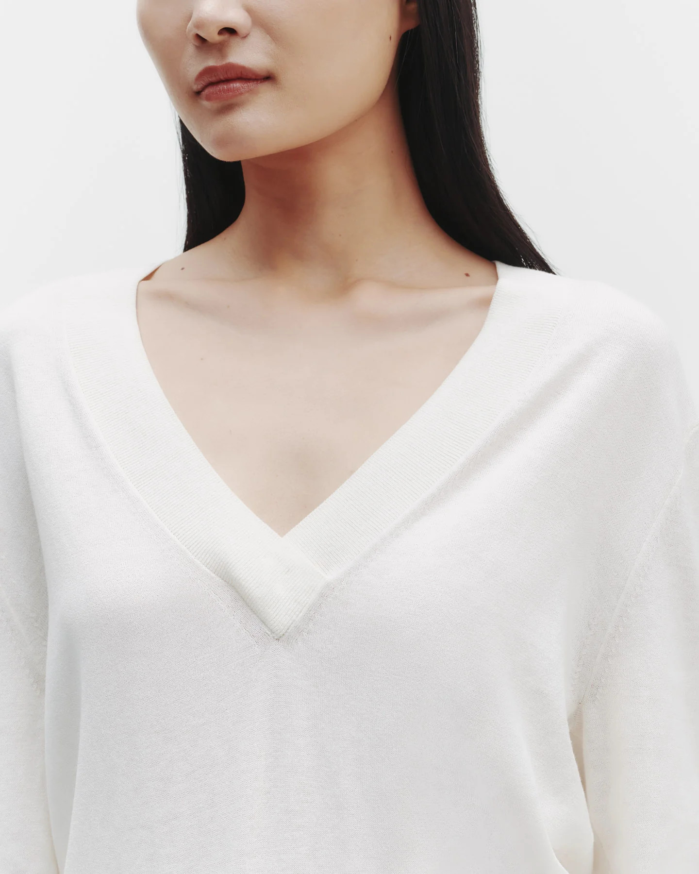 Perfect Deep V Sweater in Cotton Viscose | TWP