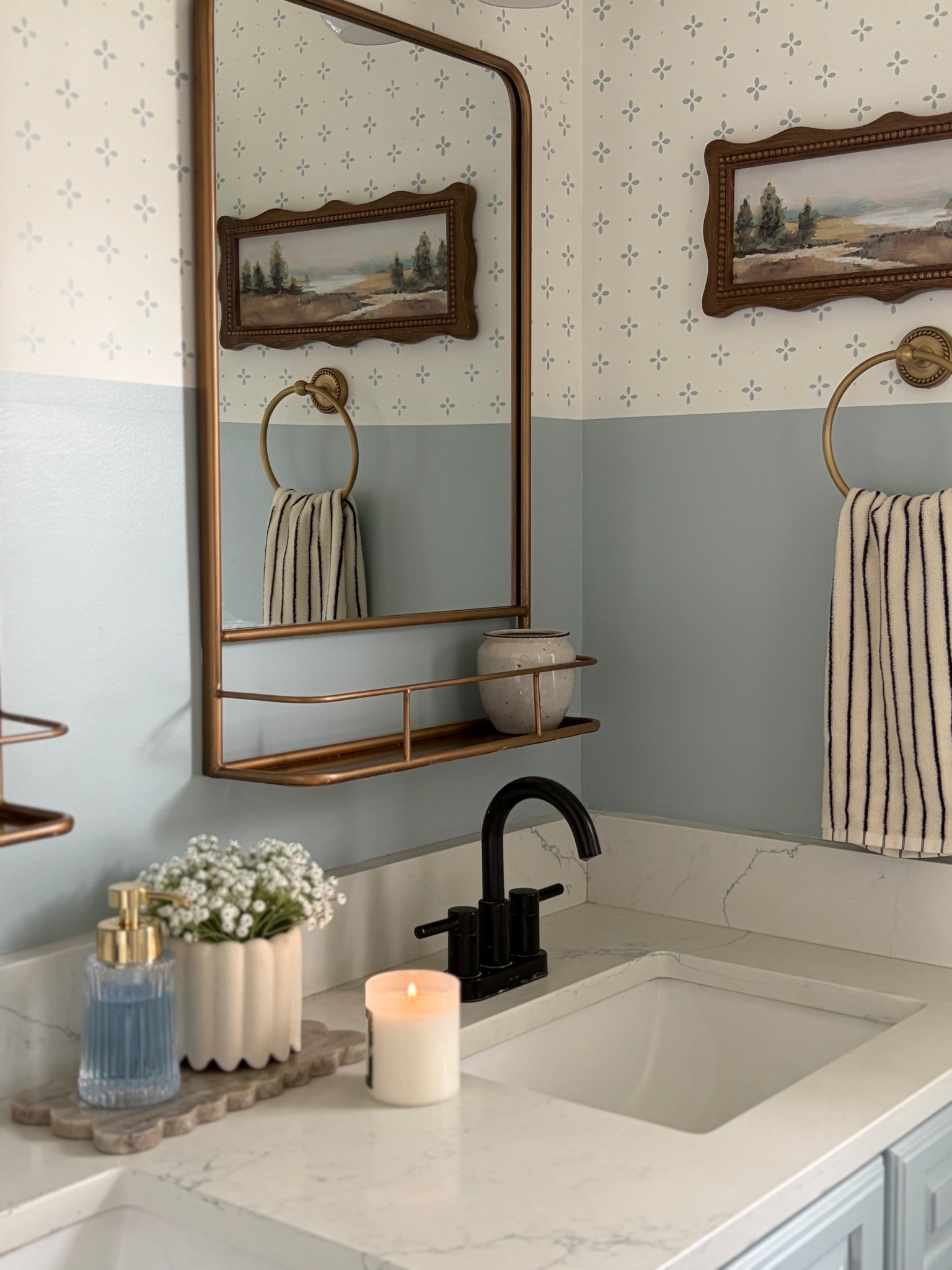 I linked a few other pharmacy mirrors for you! I purchased mine years ago but is currently sold out. These mirrors are perfect for keeping clutter off the bathroom counters!

Bathroom storage, bathroom decor, bathroom makeover 

#LTKSaleAlert #LTKHome