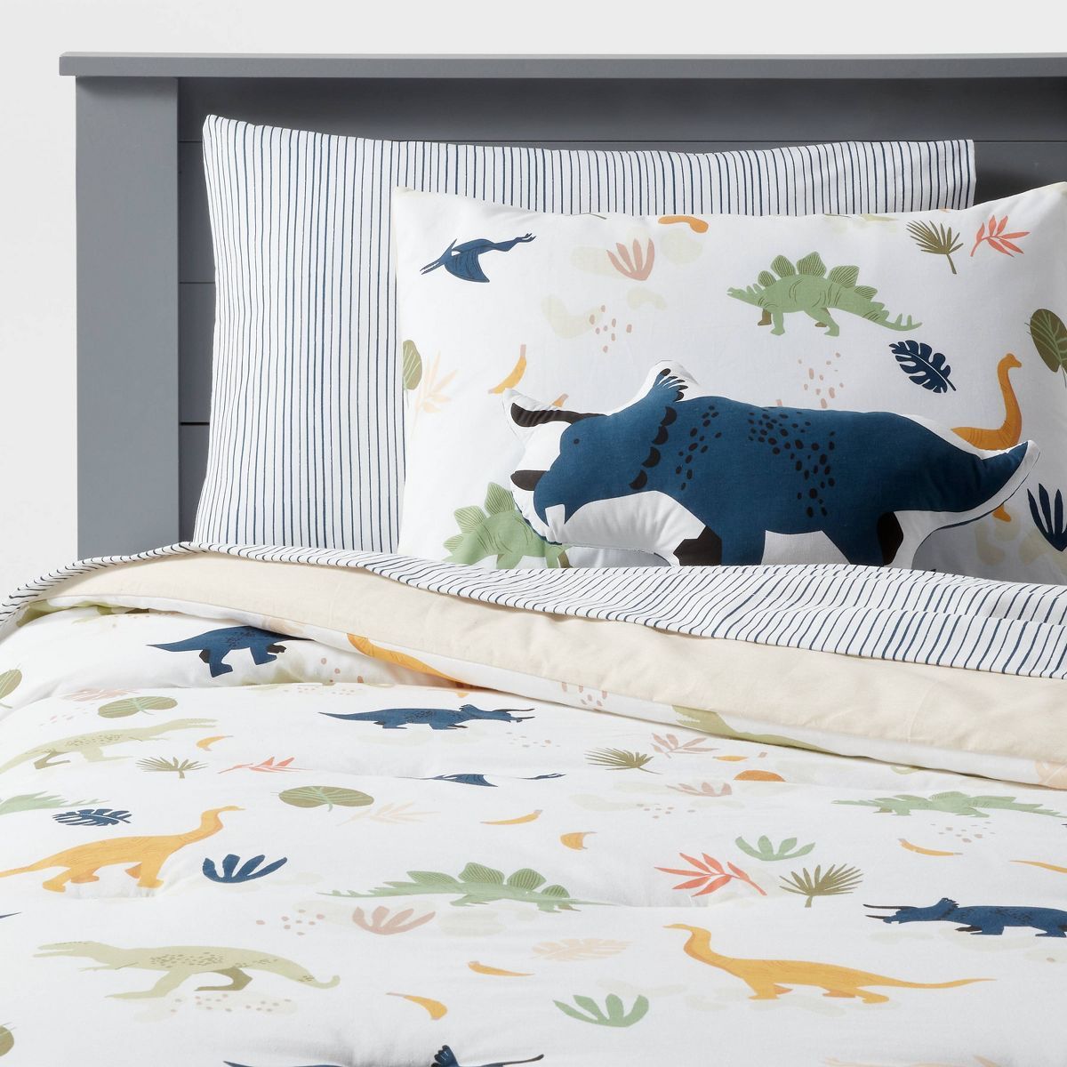 Dinosaur Kids' Bedding Set with Sheets - Pillowfort™ | Target