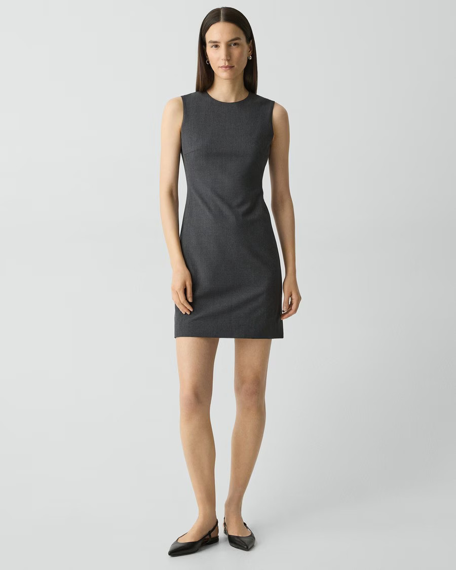 Sleeveless Fitted Dress in Good Wool | Theory