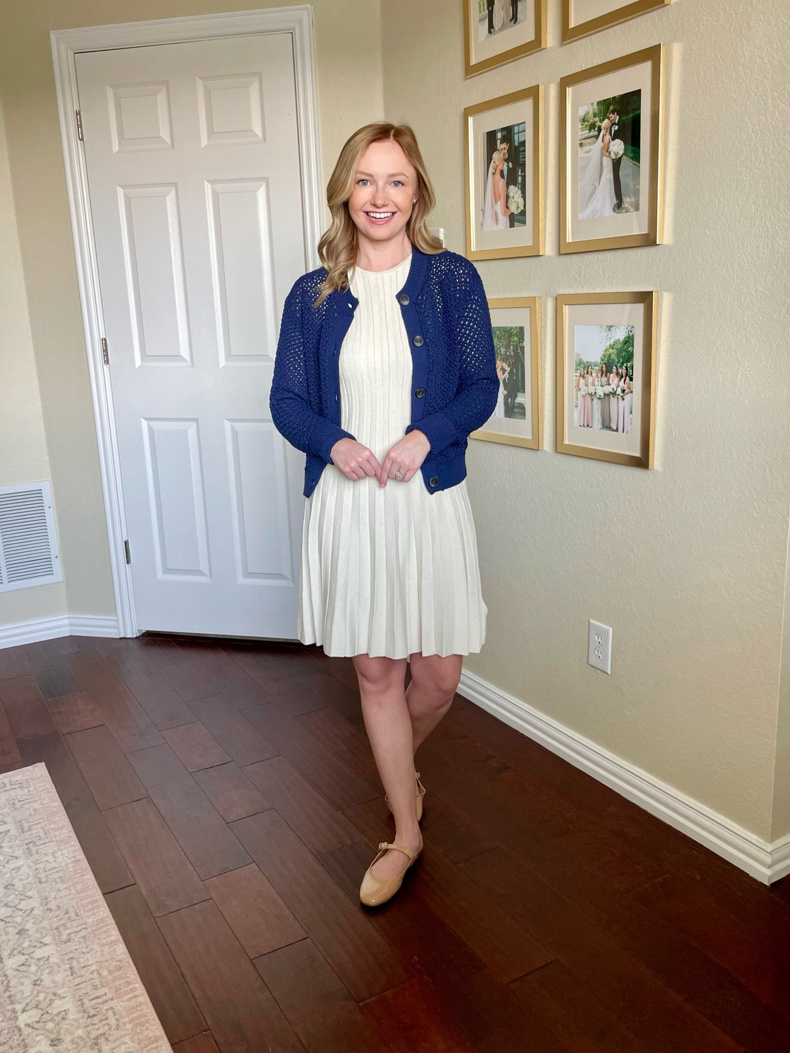 Wearing an XS in both sweater and dress | fall workwear, cardigan, sweater dress, work dress 

#LTKBacktoSchool #LTKSeasonal #LTKWorkwear