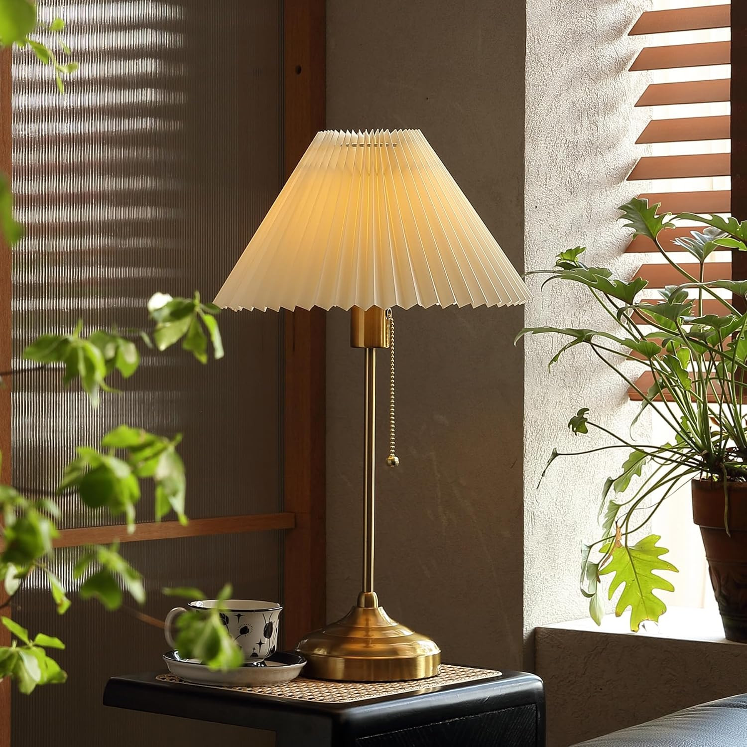 21.5" Gold Table Lamp for Living Room,Modern Farmhouse Metal Table Lamp,3-Color Options Vintage D... | Amazon (US)