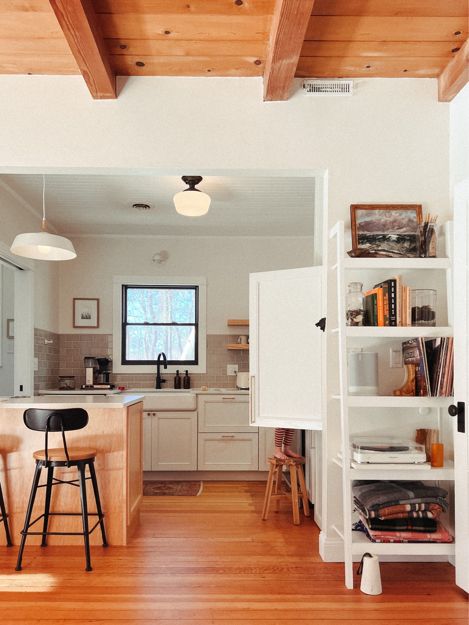 White and wood cabin kitchen, oak kitchen, kitchen inspiration 

#LTKhome