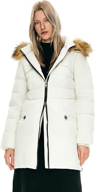 Orolay Women's Winter Down Jacket with Faux Fur Trim Hood | Amazon (US)