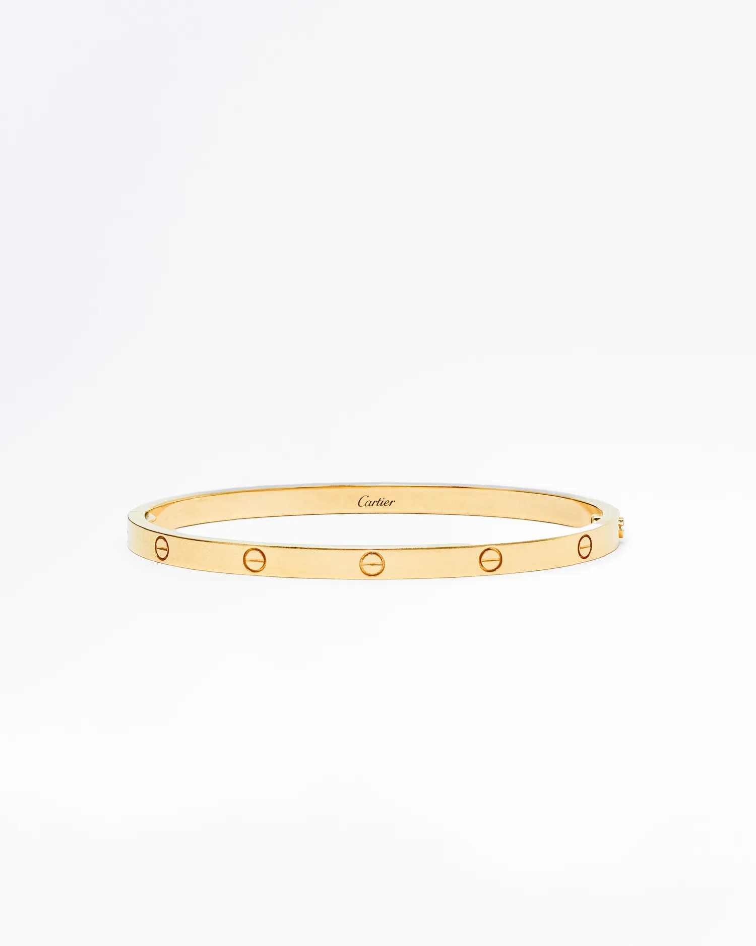 HomeHow It WorksClub PerksApply nowMerch Shop | Vivrelle