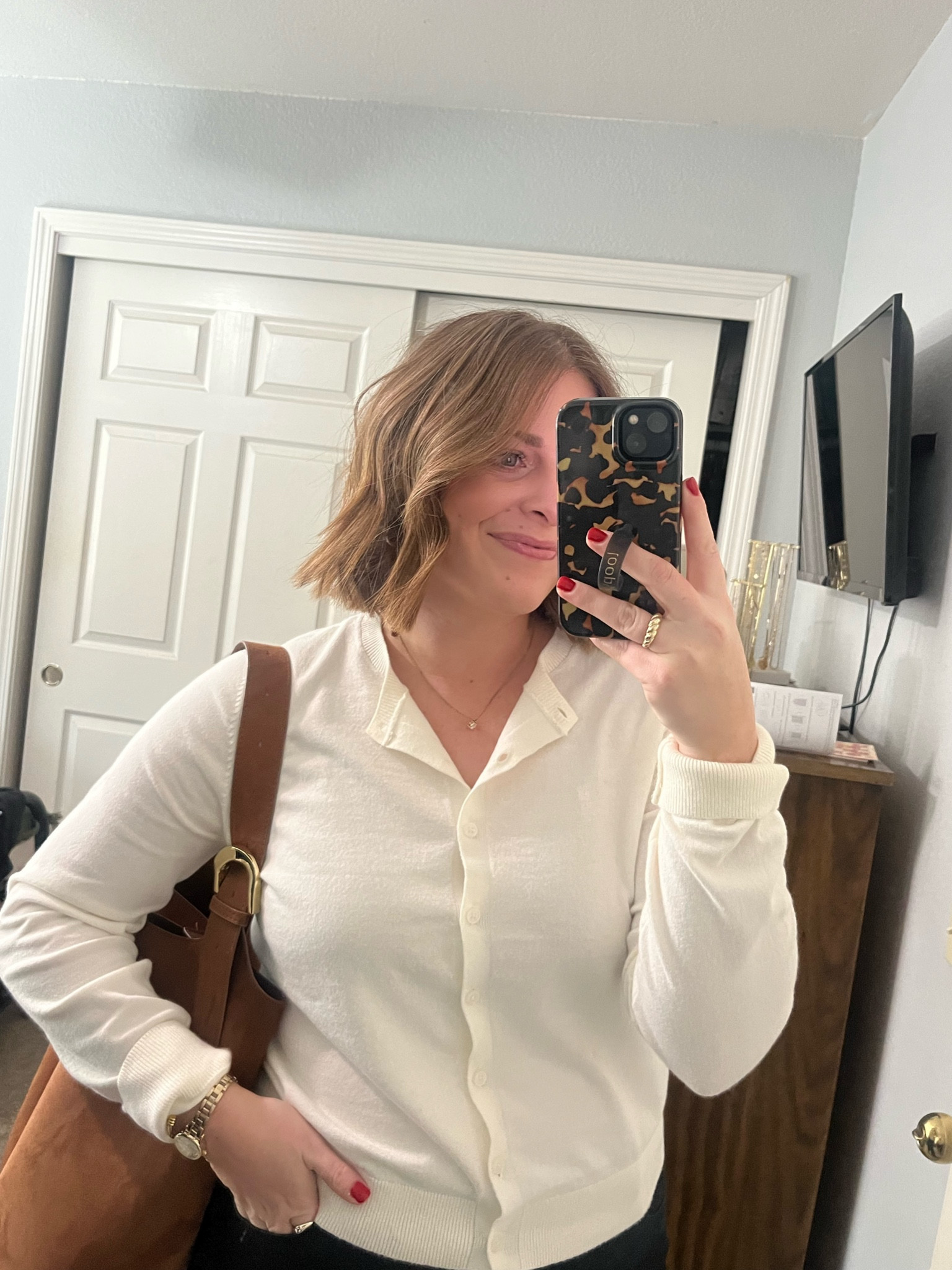 ootd 

cardigan L (tts)

#LTKSeasonal #LTKMidsize #LTKSaleAlert