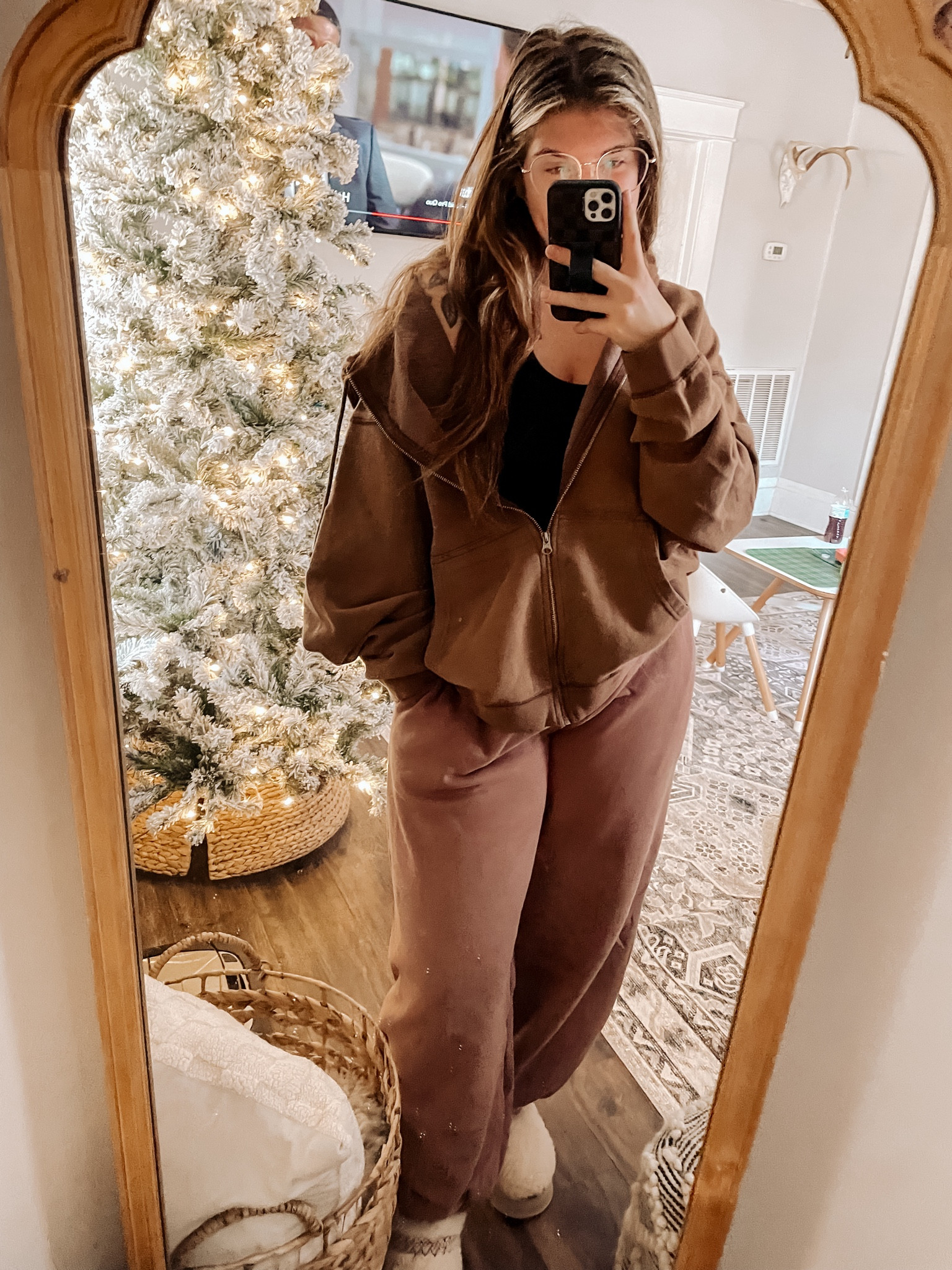 Lazy Sunday outfit 🤎 all from urban and on sale! 

#LTKCyberWeek #LTKsalealert #LTKSeasonal