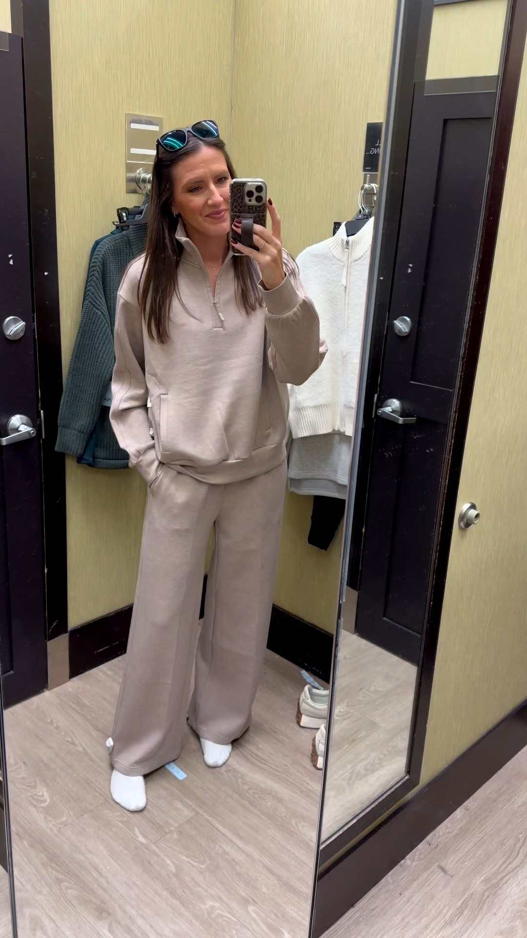 This lounge set from @kohls is what dreams are made of! So thick, plush and high quality. I’m wearing a medium and it’s true to size. #ad #kohlspartner #kohlsfinds 