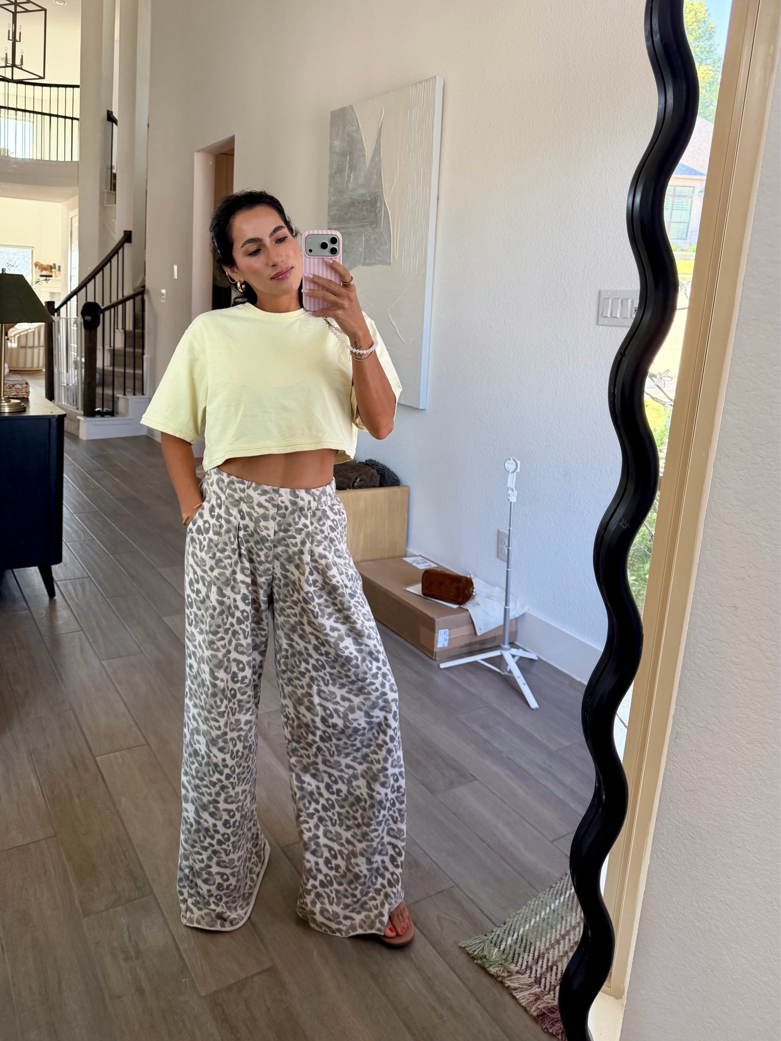 Comfy vibes in these 🙌🏽 small top pants XS #comfyoutfit @Aerie 

#aerie

#LTKootd #LTKPetite