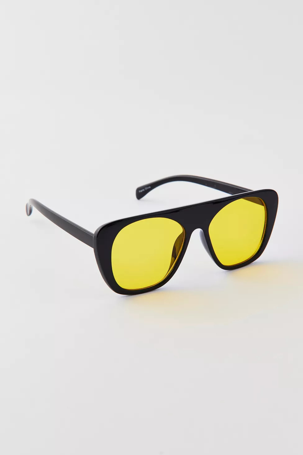 Rounded Oversized Aviator Sunglasses | Urban Outfitters (US and RoW)
