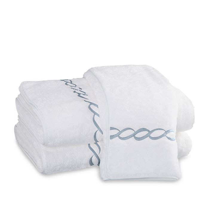 "Classic Chain" Hand Towel | Bloomingdale's (US)