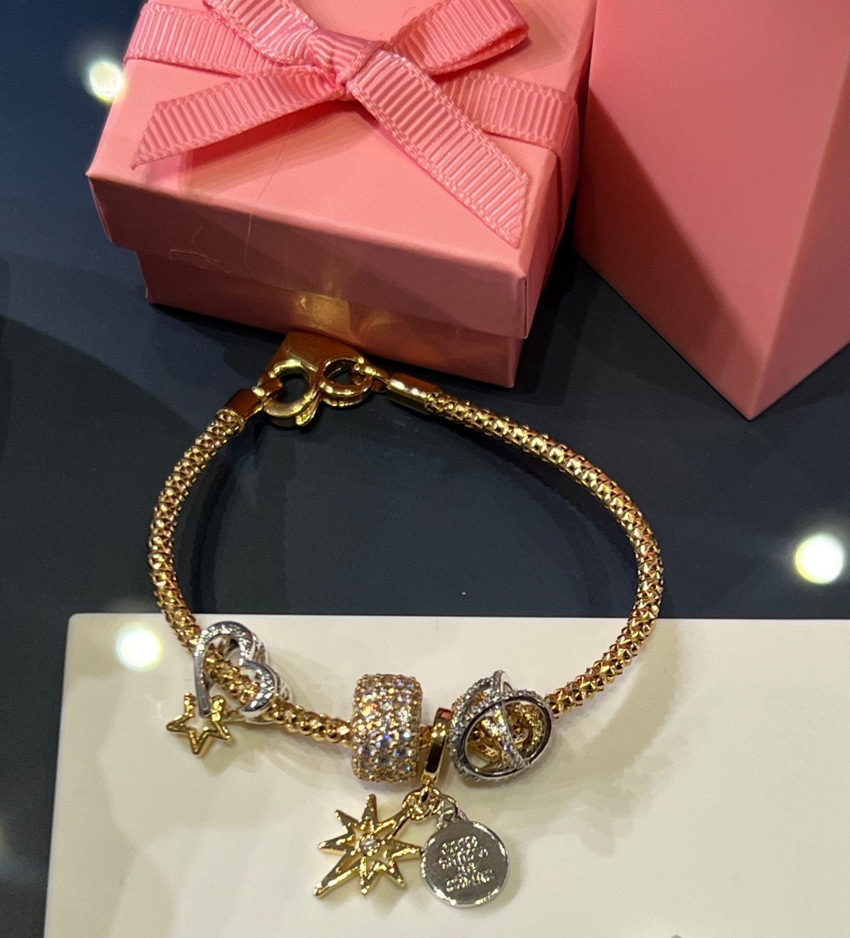 On my #Wishlist ✨🎁

#LTKHoliday #LTKCyberWeek #LTKGiftGuide