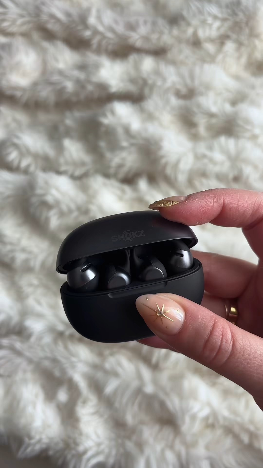 earbuds, sports earbuds, swimming earbuds 

#LTKSwim #LTKActive #LTKfitnessgoals