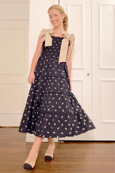 This ribbon strap nap dress from hill house is the perfect maxi for fall. 

SIZING:

Dress: I sized down one to an XXS. I’d suggest sizing down one size unless you are larger up top.
Shoes: My favorite amazon purchase! I’d go down a half size.