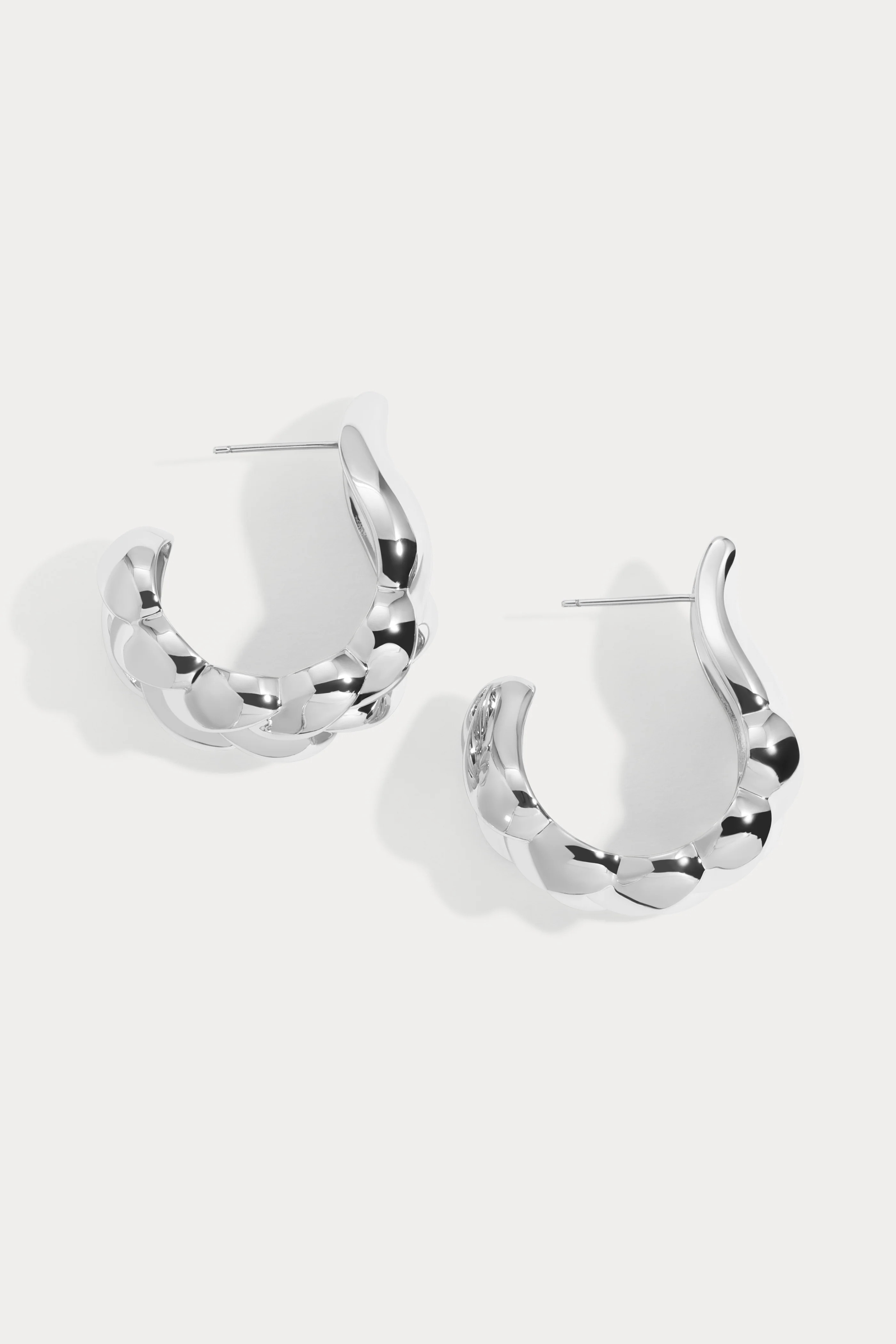 Small Frida Braided Hoops | Lili Claspe