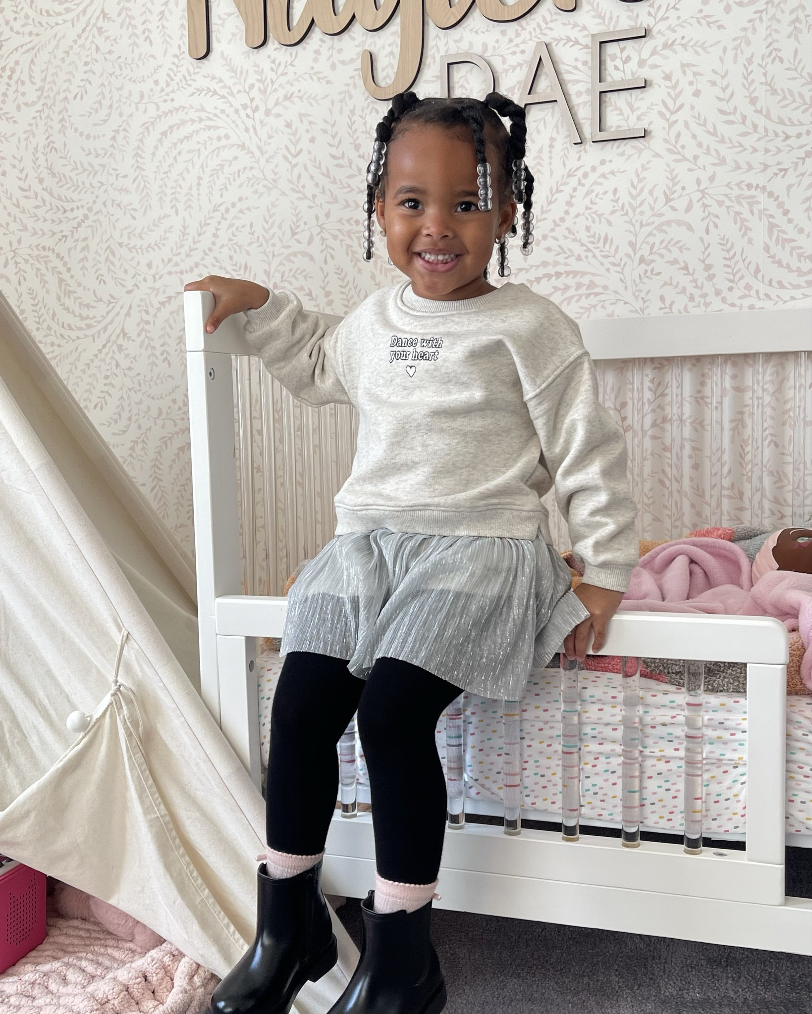 Toddler outfit of the day for holiday photos at school! 

#LTKKids #LTKBaby #LTKFamily