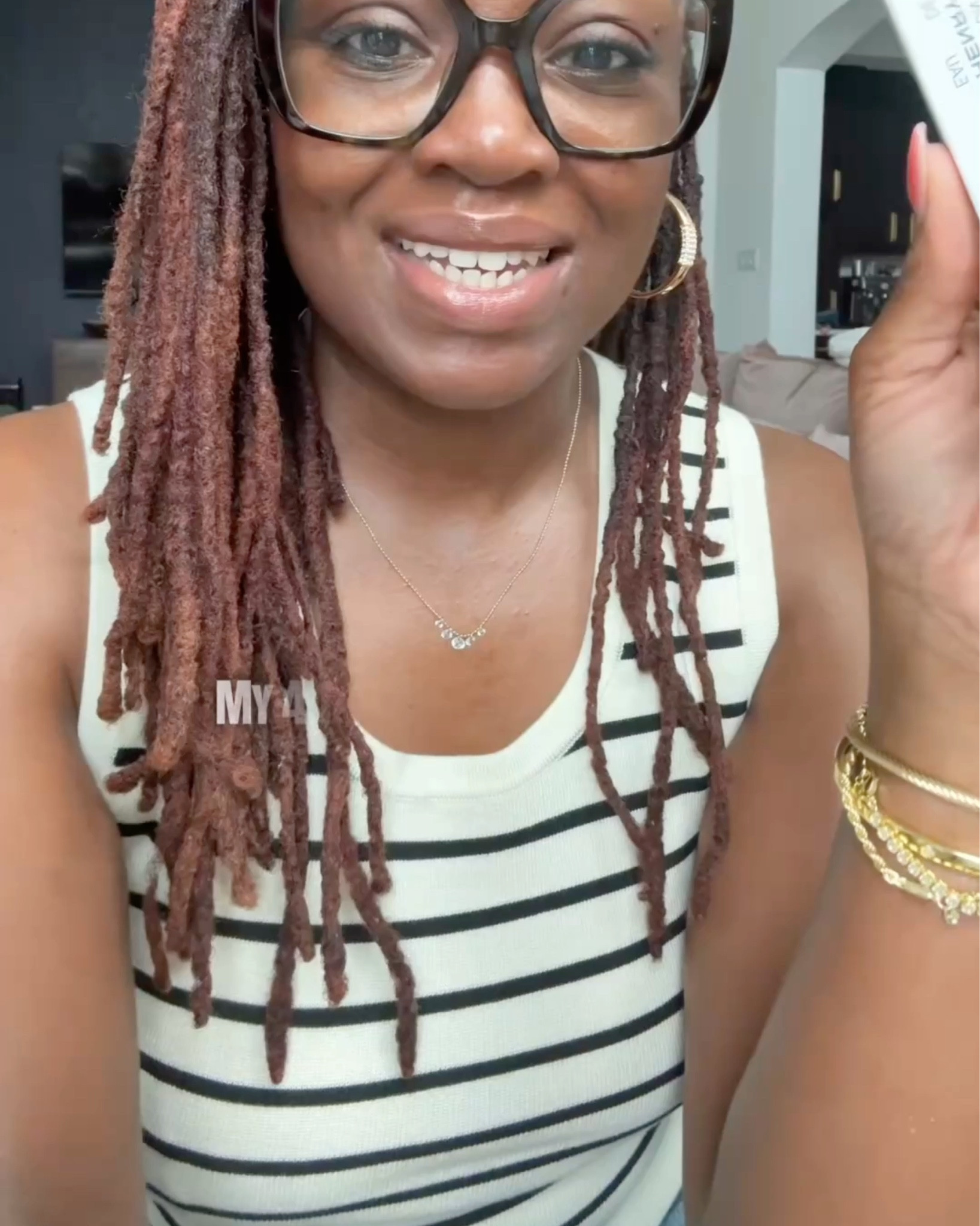 If you love soft musky fragrances that smell like expensive skin, you need to try London 1983 by Henry Rose.

It’s a beautiful mix of fig, black pepper, florals, and musk that sits close to the skin and feels effortlessly chic. Perfect everyday scent and a great base for layering.

I linked it here so you can shop it easily 🤍

#ltkbeauty #ltkfragrance #perfumelovers #everydayscent #cleanbeauty

#LTKselfcare #LTKgrwm #LTKstorytime