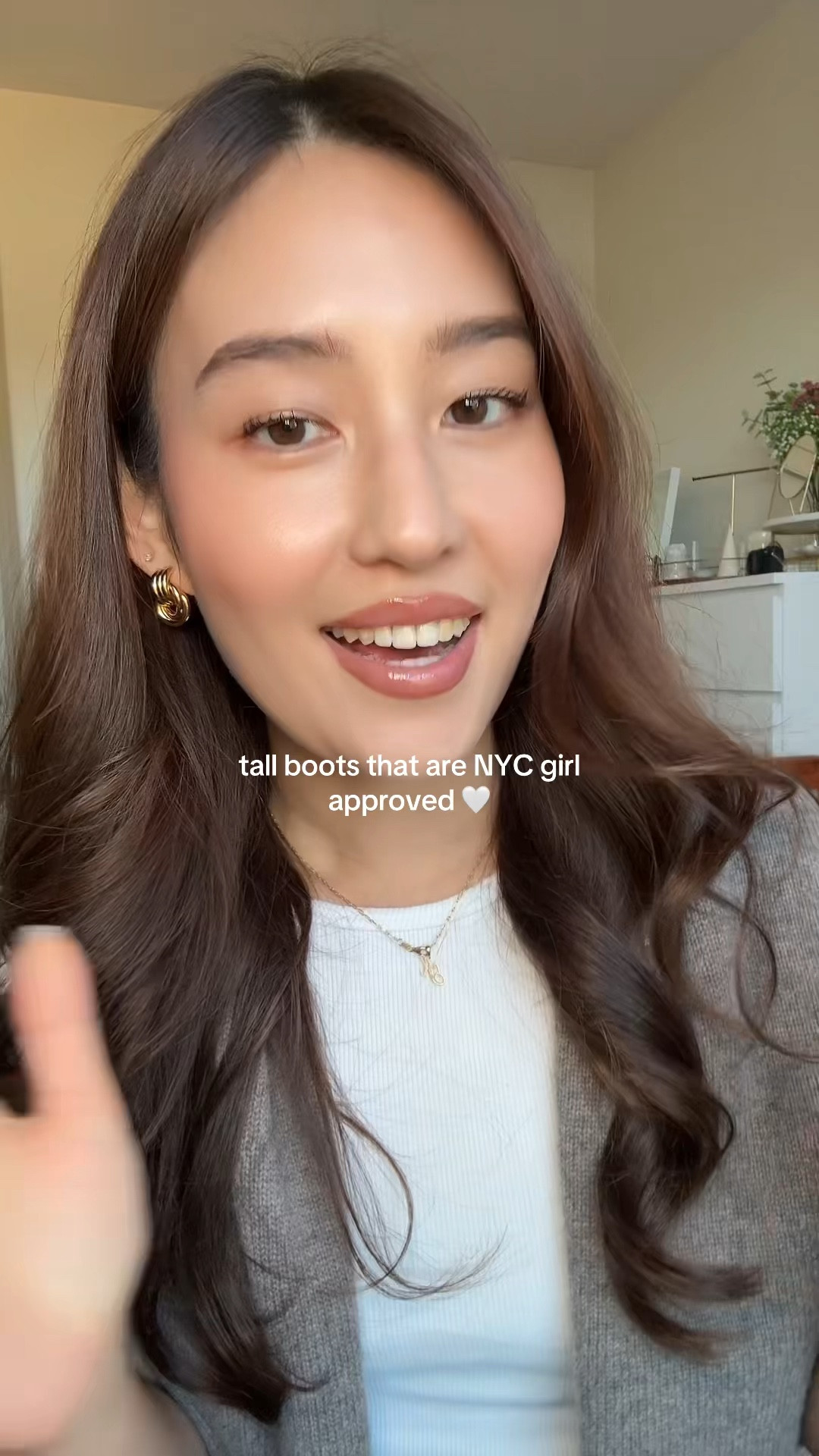 Best knee high boots that are chic and comfortable! Comfortable shoes are a must when you’re walking 15k+ steps a day 🤎

#LTKShoeCrush #LTKWatchNow #LTKSaleAlert