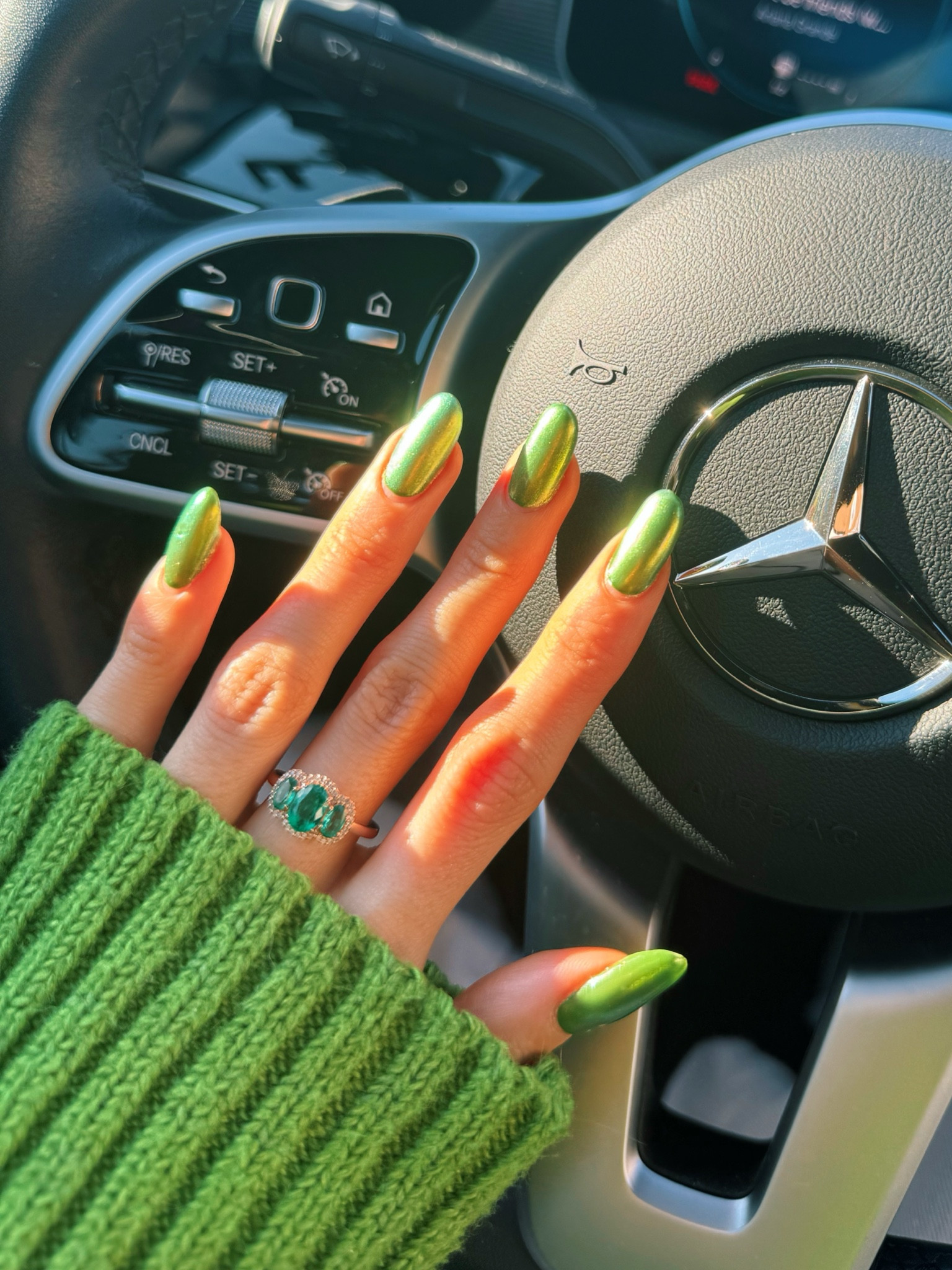 This ring always makes me feel so expensive 💚

#LTKbeauty #LTKstyletip