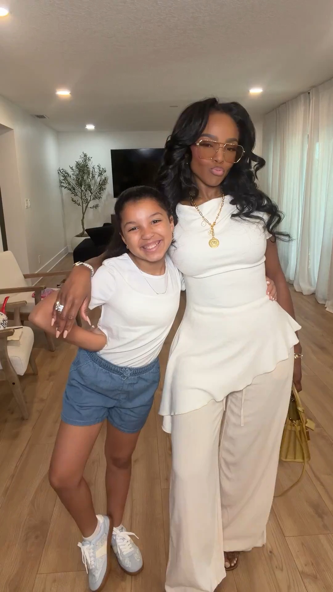 Scroll to shop this easy mom-and-mini neutral outfit look. Perfect for casual days out, school pickup, or running errands while still looking put together.

5'4" | 138 lbs | Bust 34D | Waist 27" | Hips 40"



#LTKgrwm #LTKvlog #LTKootd