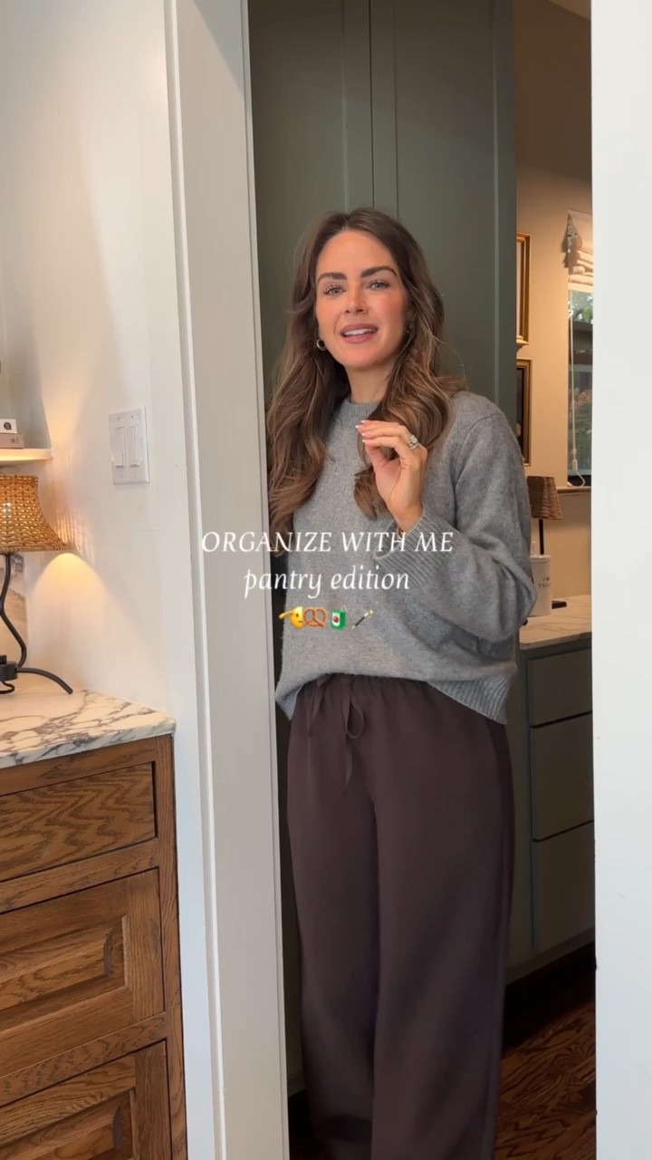 ORGANIZE WITH ME ✨ pantry edition 

I've been so excited to get things organized and decluttered it's SO satisfying!



#LTKdayinmylife #LTKmomlife #LTKHome