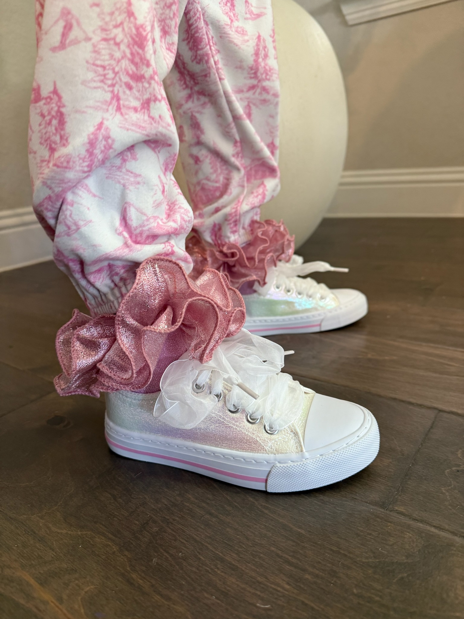 Look how cute these ruffle socks are on Quinlan!! 

Amazon, Ruffle socks, converse, cheer, girly socks, girly clothing, girly accessories, girl mom, Mallory Lee Richardson 

#LTKmomlife #LTKKids #LTKootd
