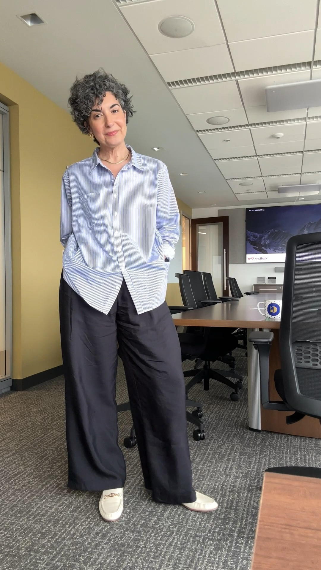 Wednesday’s OOTD - sized up to a XXL in shirt for an oversized fit (it runs very TTS). Pants are older Zara. 

#LTKootd