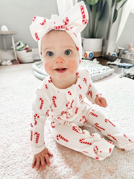 Baby / Christmas pajamas / gift guide / gift idea / for baby / holiday pajamas / pjs / baby girl / baby bow

#LTKGiftGuide #LTKbaby #LTKHoliday