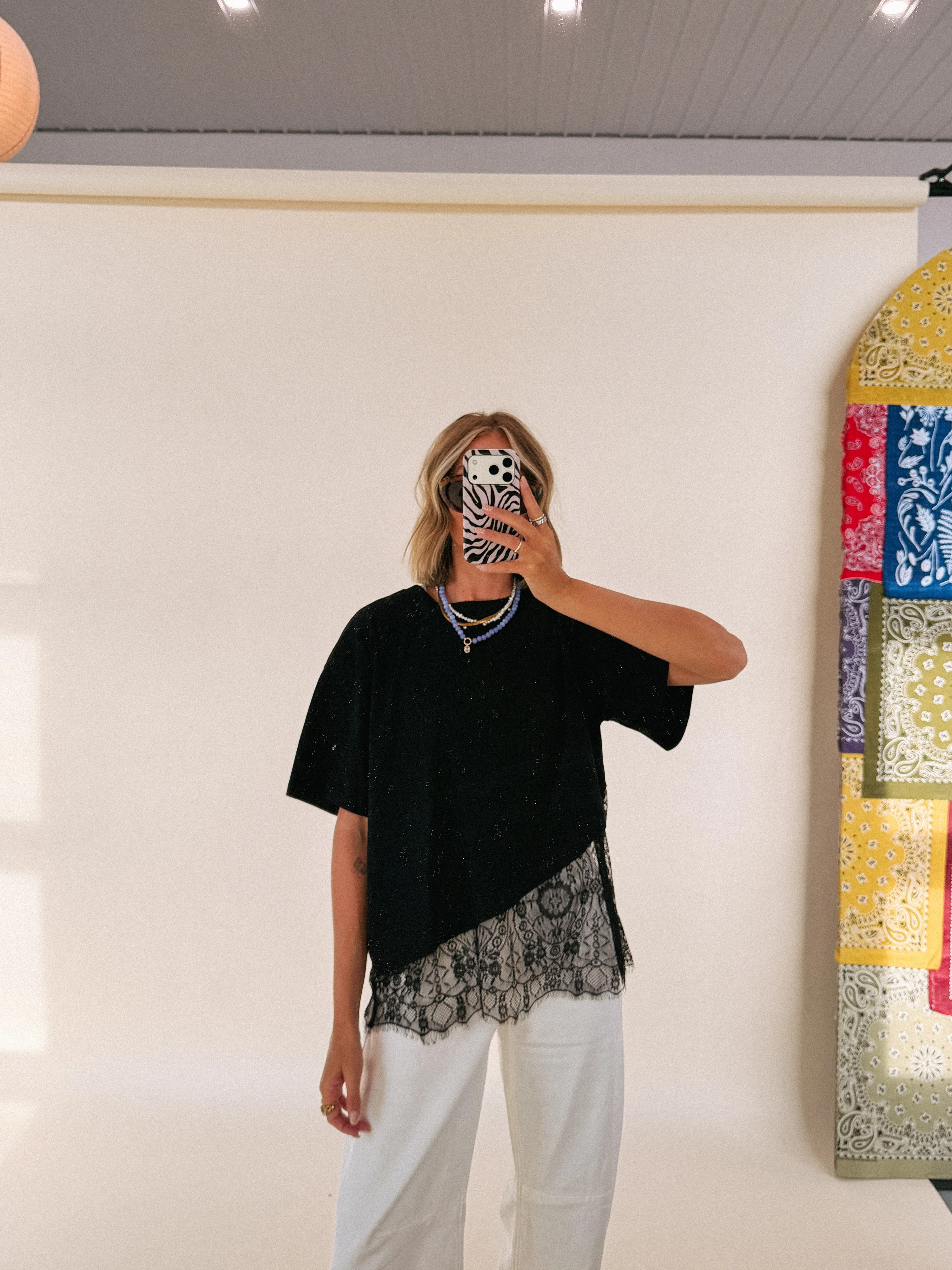 poker face lace tee - black | Etta+East