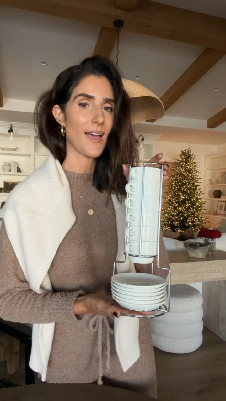 Gifts you’ll want to keep for yourself #giftideas #amazon #amazongifts #stylinbyaylin #aylin #cozygifts #holidays 

#LTKGiftGuide #LTKHoliday #LTKHome