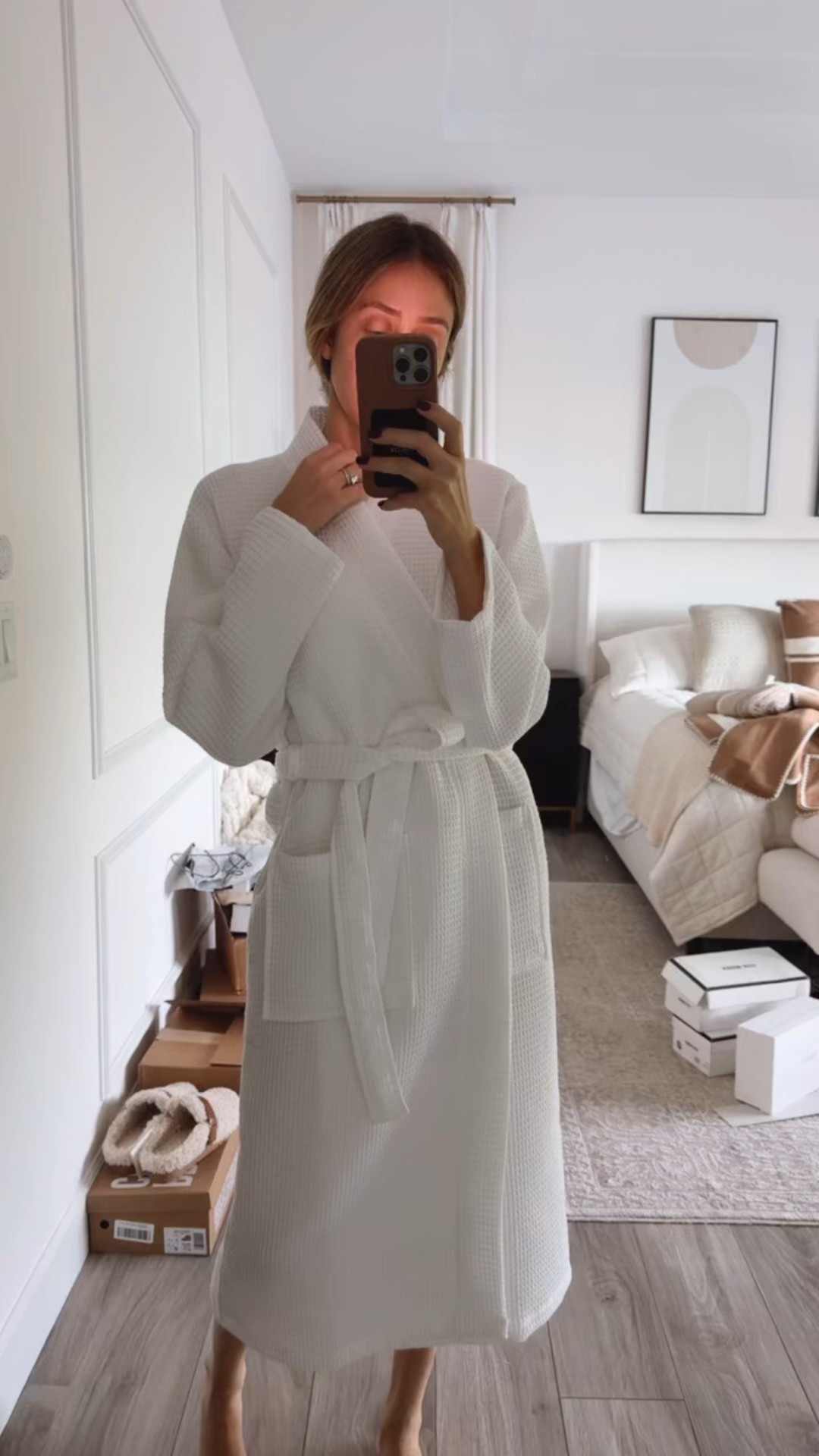 Here is a great gift ideas for her. This robe has light and breathable fabric. Reminds me so much of a luxury spa! Love the length and how it has pockets!

@onequince #quincepartner

#LTKHoliday #LTKU #LTKGiftGuide
