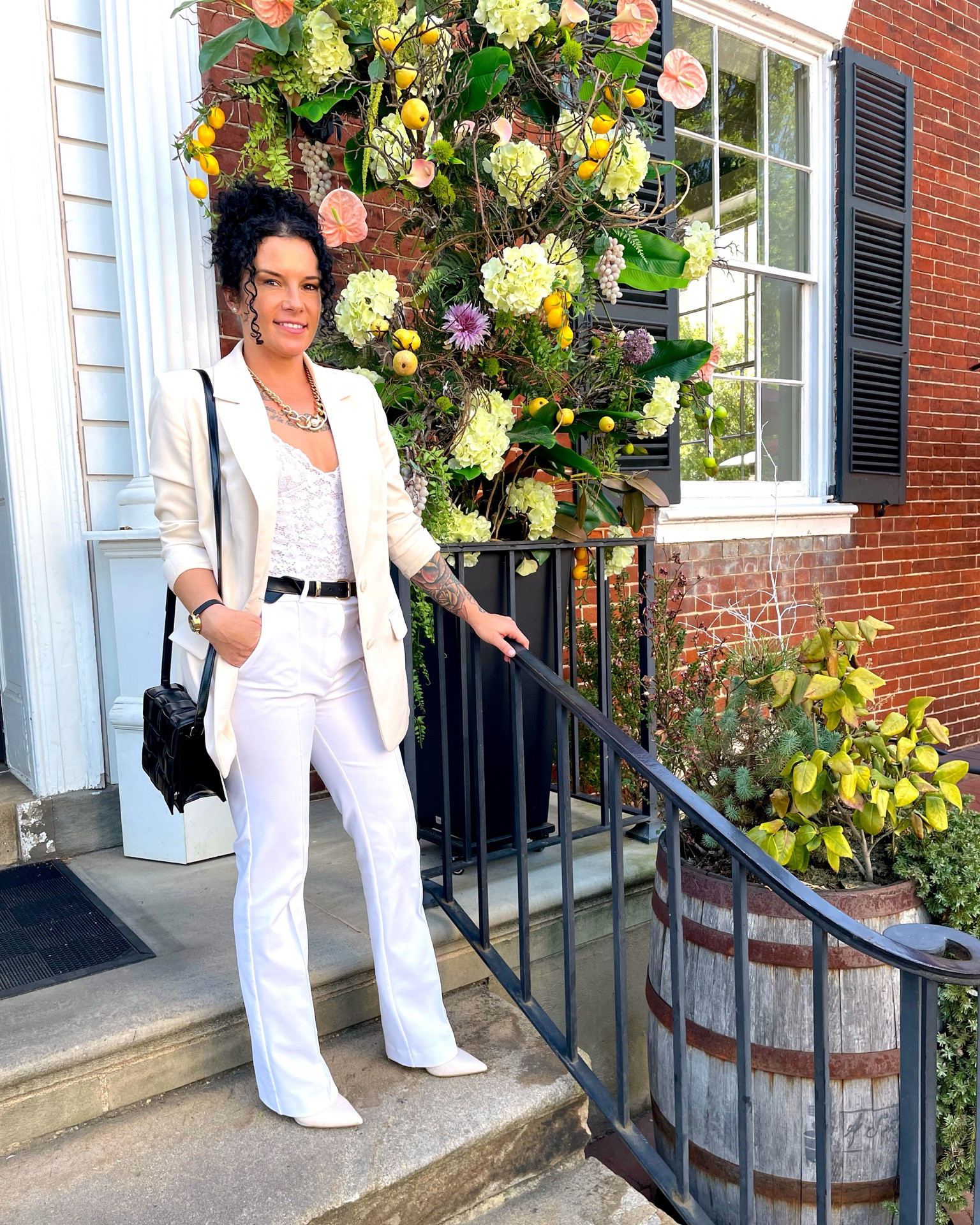 Today was about business and brunch 💕
I love how @Express business wear is actually comfortable and versatile. Especially for this mom who’s always on the go!

#LTKGiftGuide #LTKworkwear #LTKsalealert