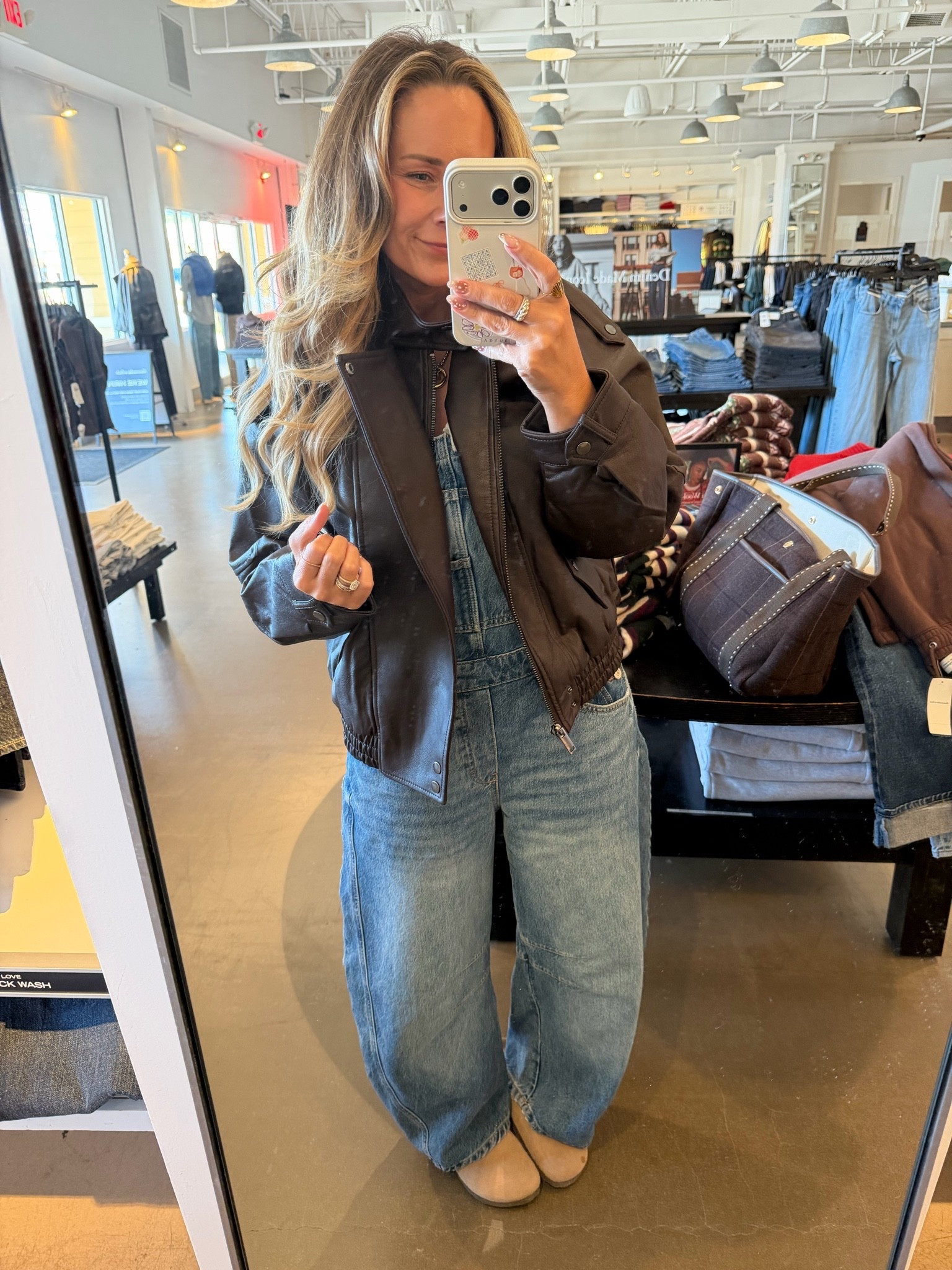 Stopped into Abercrombie and OMG. I need this coat!