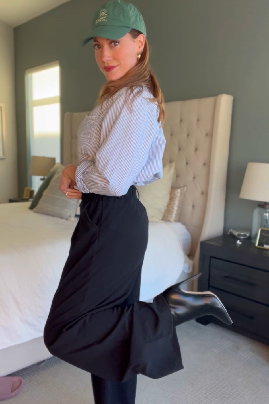 2 ways to style Halara stretchy slacks. Pants are 25% off run! 

#LTKstyletip #LTKsalealert #LTKfindsunder50